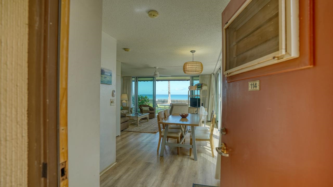 Kulakane condo # 114, Lahaina, Hawaii - photo 27 of 36