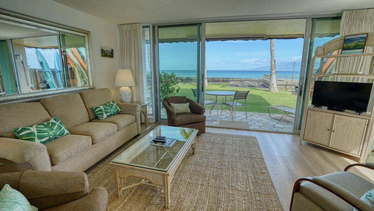 Kulakane condo # 114, Lahaina, Hawaii - photo 8 of 36