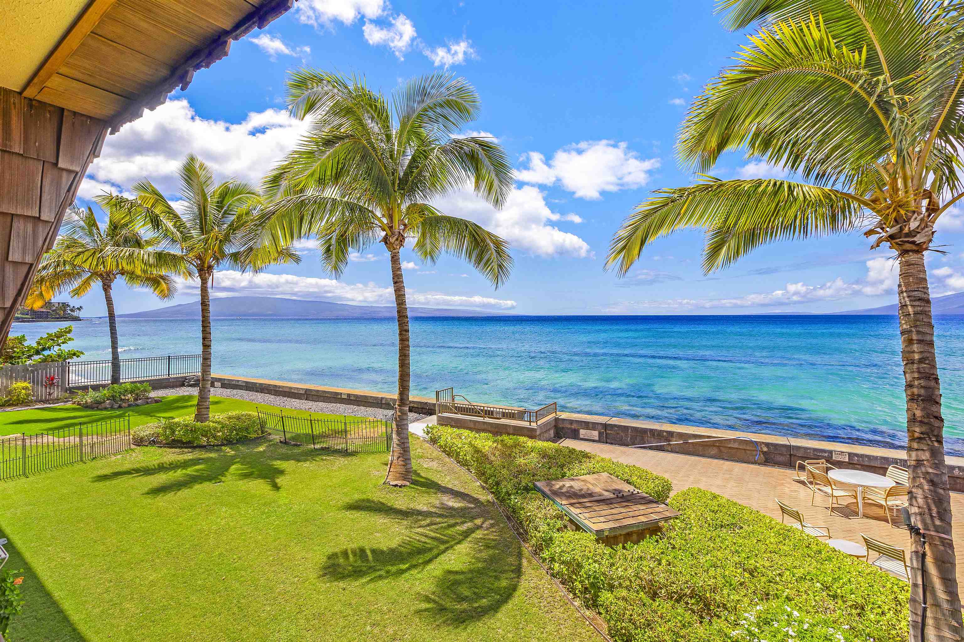 Kulakane condo # 206, Lahaina, Hawaii - photo 19 of 28