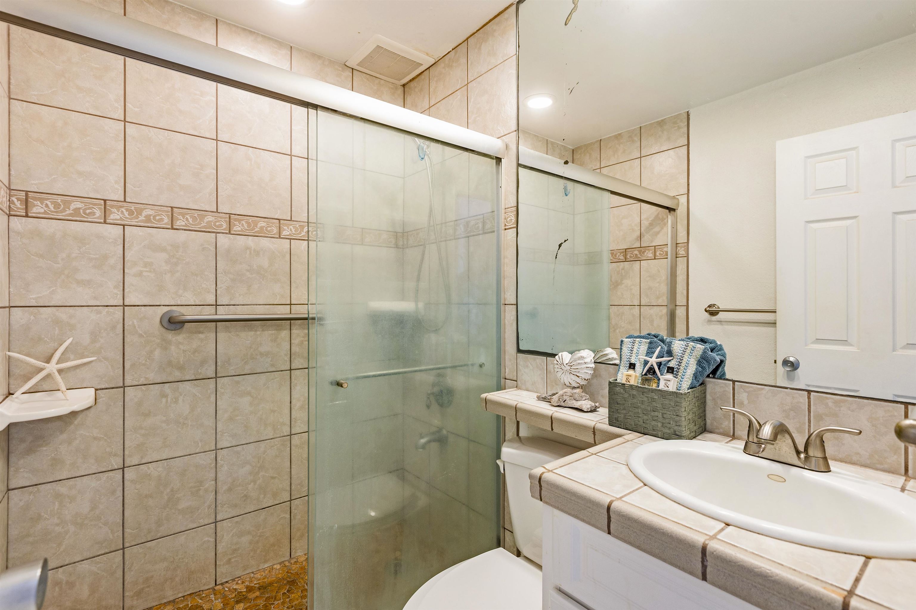 Kulakane condo # 206, Lahaina, Hawaii - photo 21 of 28