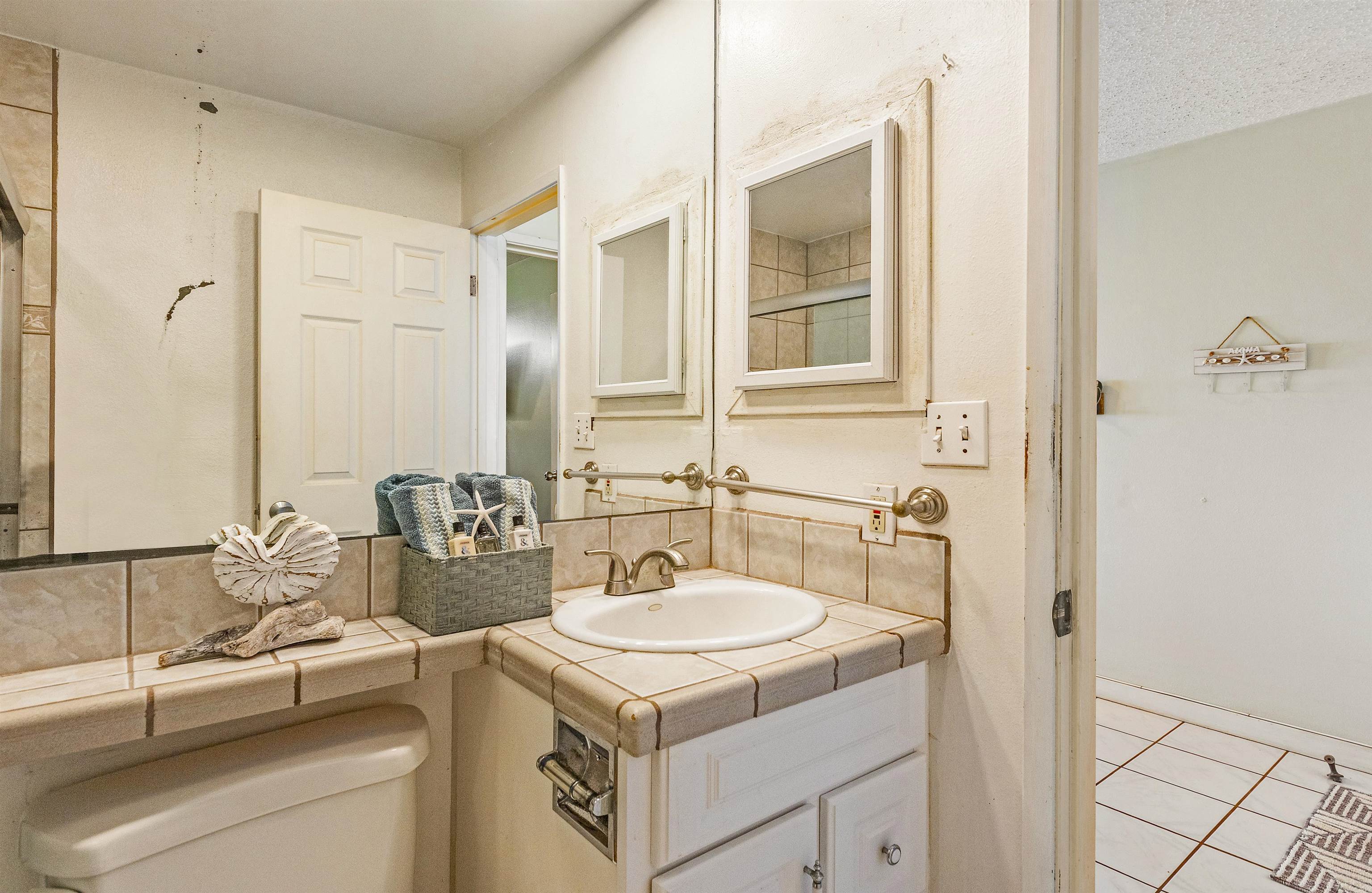 Kulakane condo # 206, Lahaina, Hawaii - photo 22 of 28