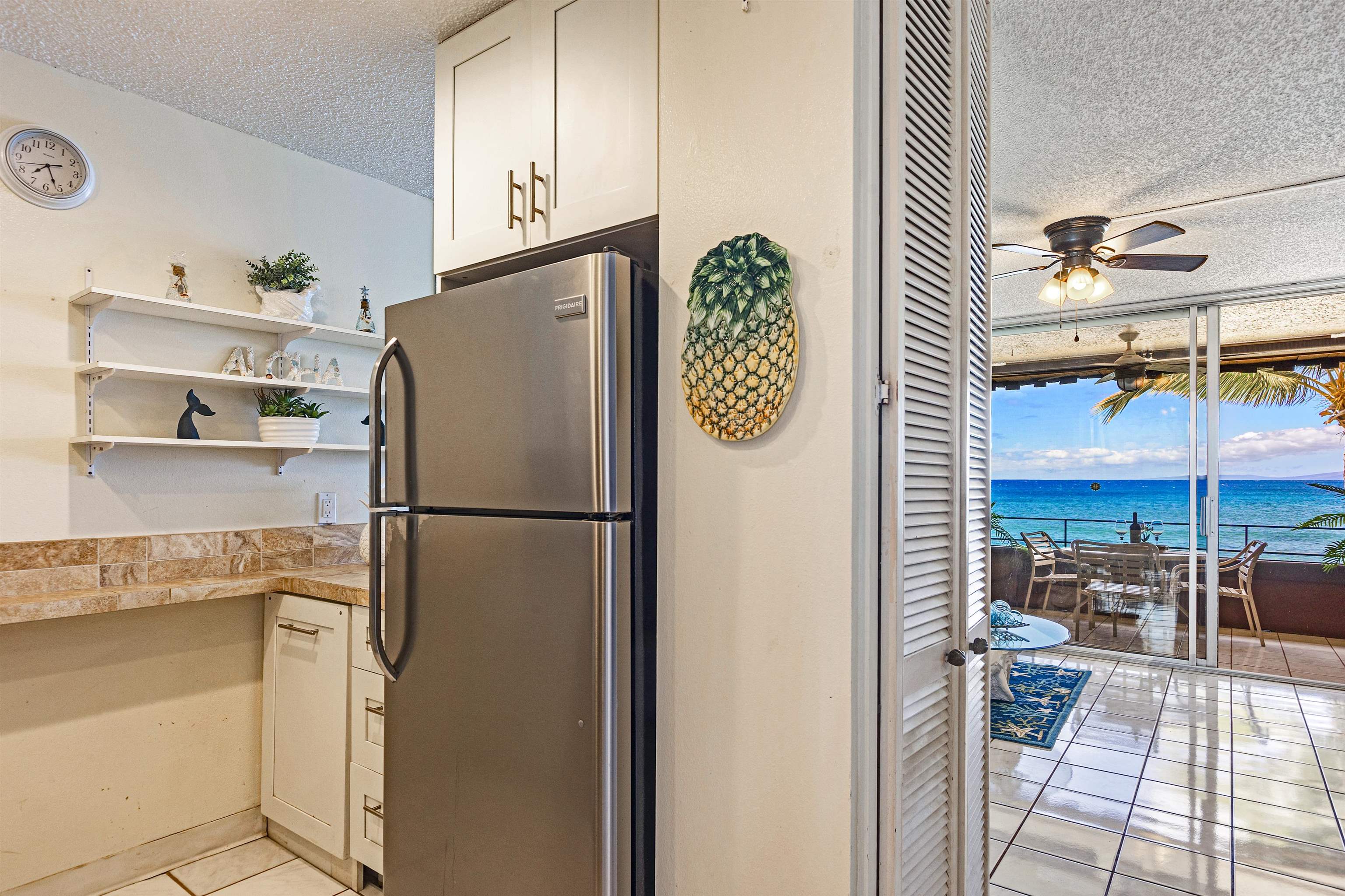 Kulakane condo # 206, Lahaina, Hawaii - photo 7 of 28