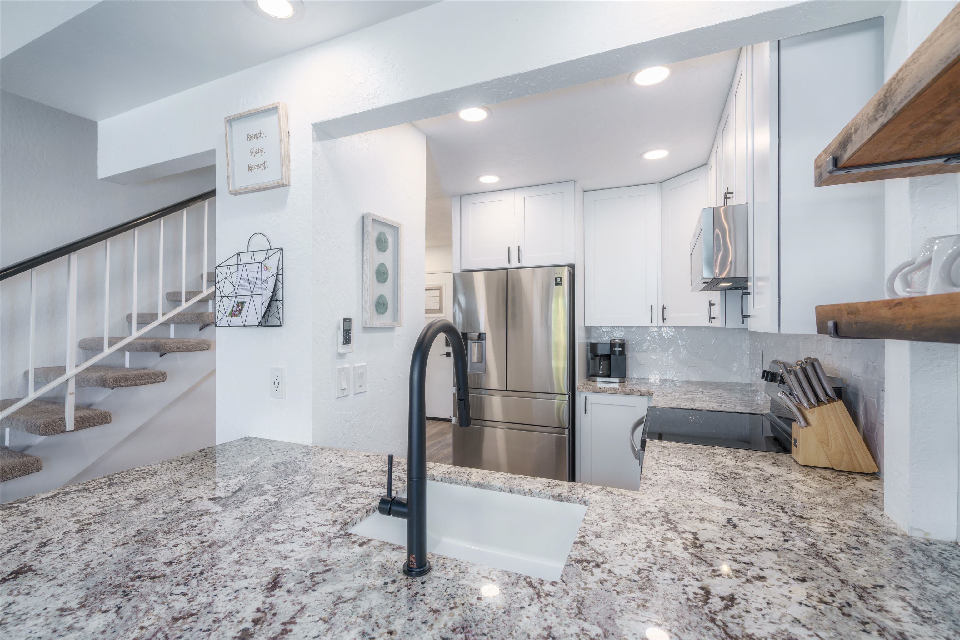 Kulakane condo # 302, Lahaina, Hawaii - photo 12 of 30