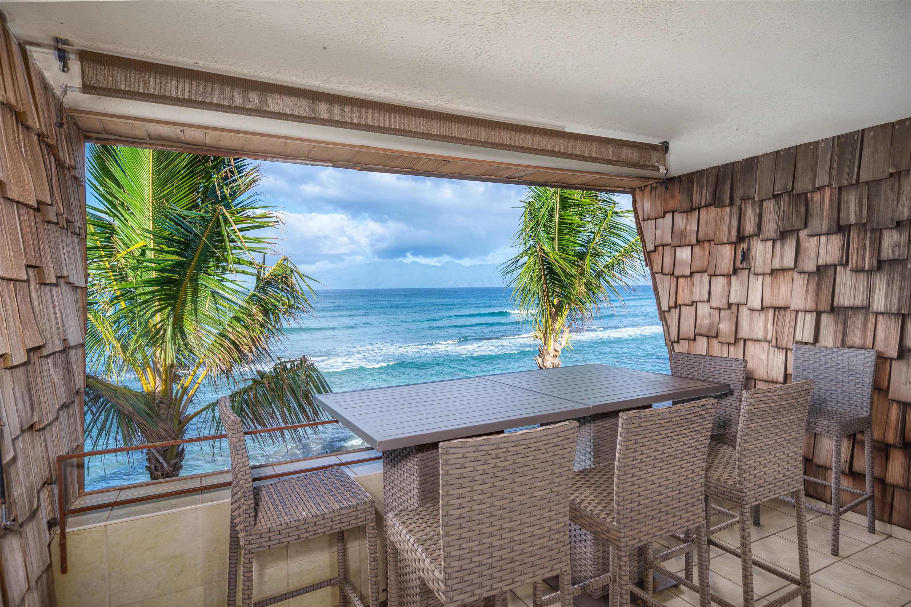 Kulakane condo # 303, Lahaina, Hawaii - photo 2 of 30