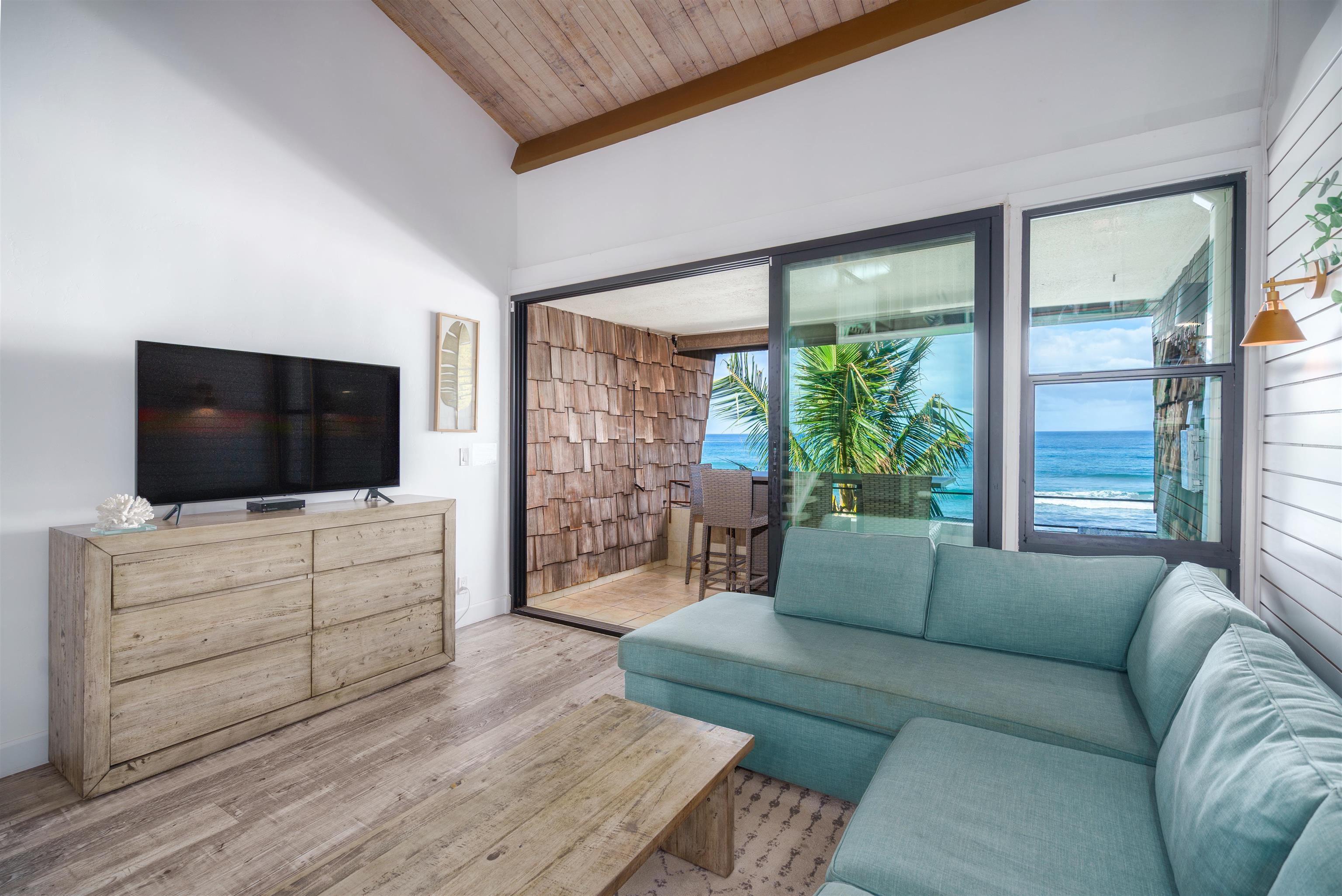 Kulakane condo # 303, Lahaina, Hawaii - photo 5 of 30