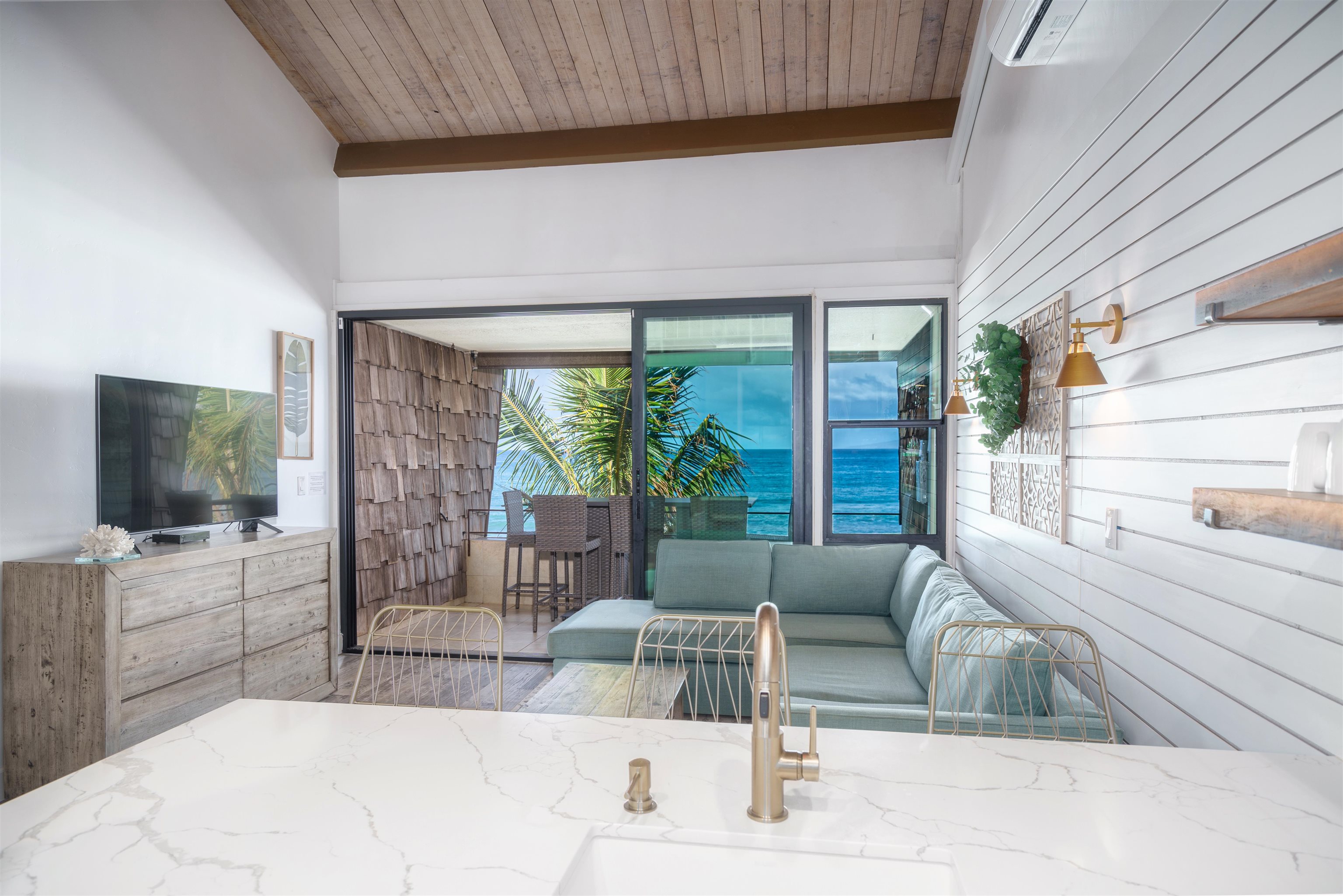 Kulakane condo # 303, Lahaina, Hawaii - photo 6 of 30