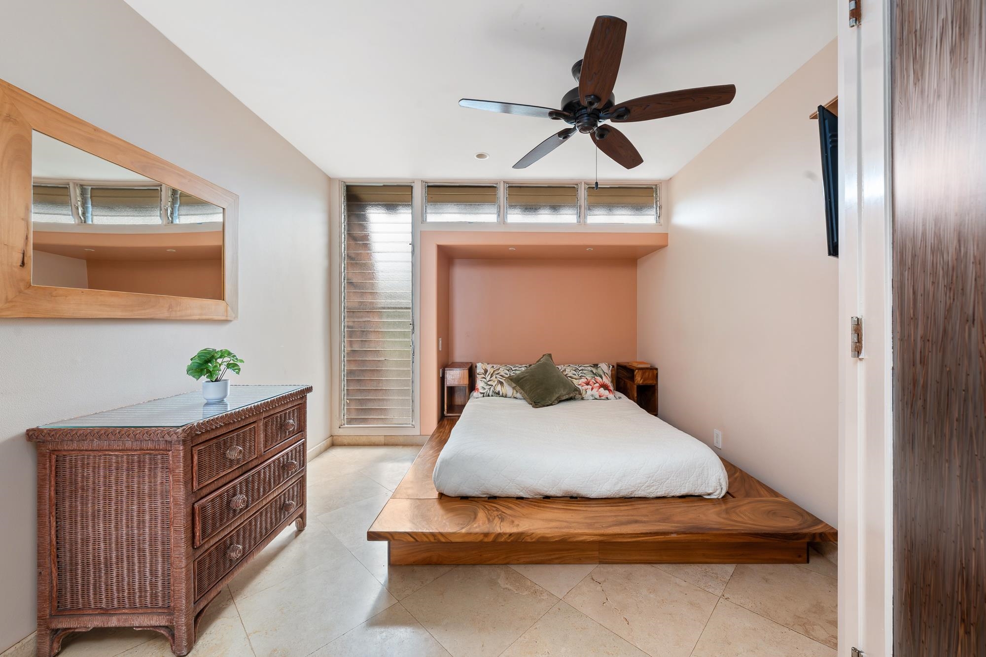 Kulakane condo # 308, Lahaina, Hawaii - photo 15 of 49