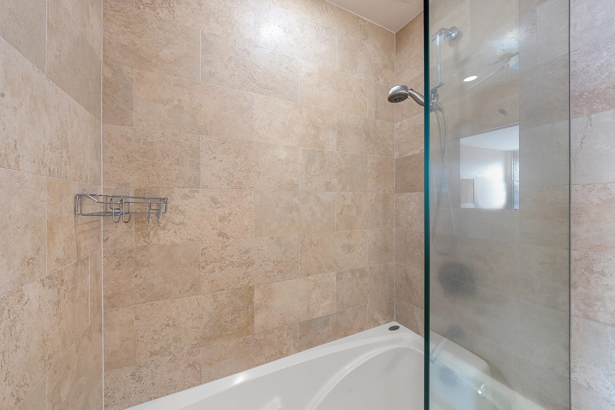 Kulakane condo # 308, Lahaina, Hawaii - photo 19 of 49