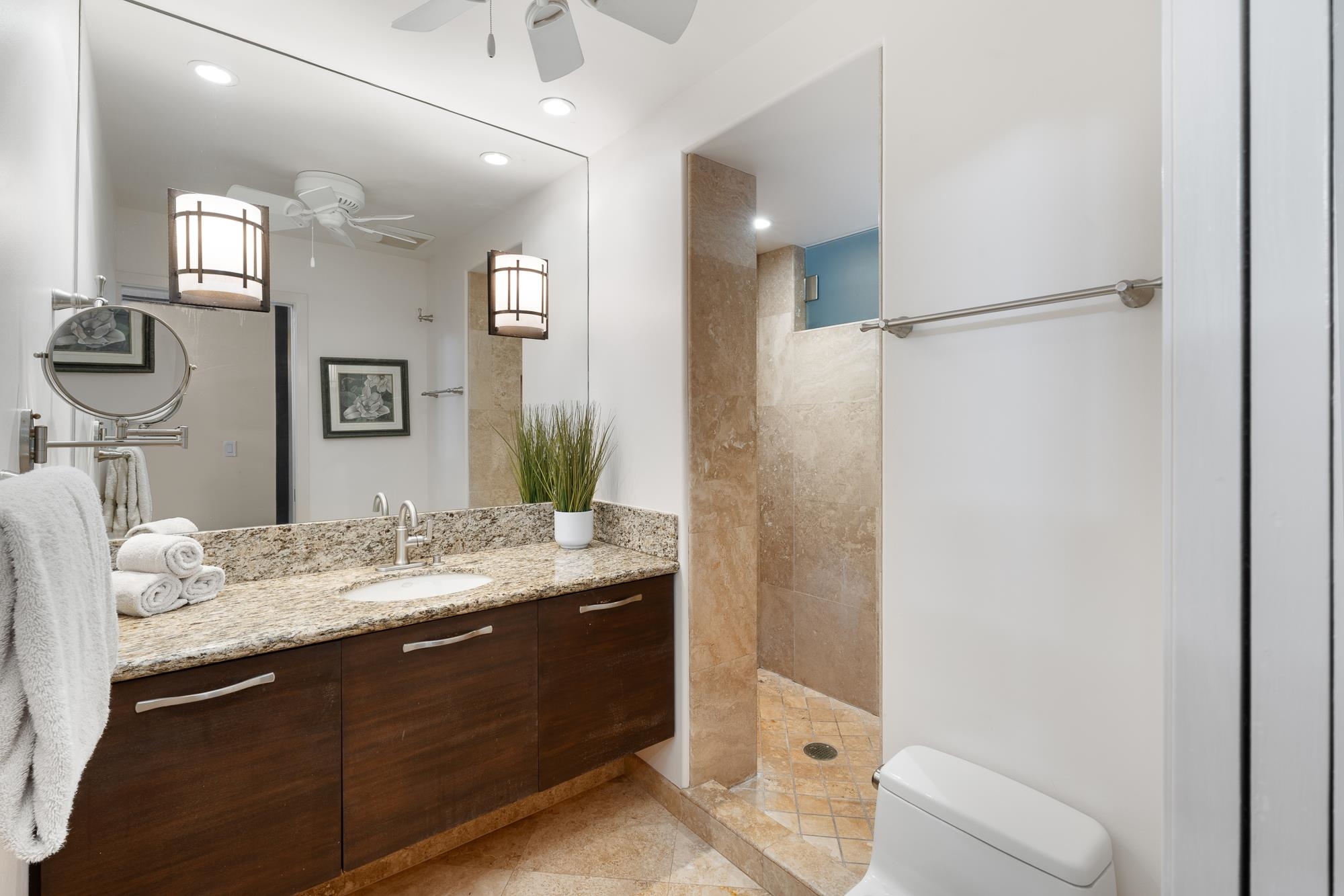 Kulakane condo # 308, Lahaina, Hawaii - photo 27 of 49