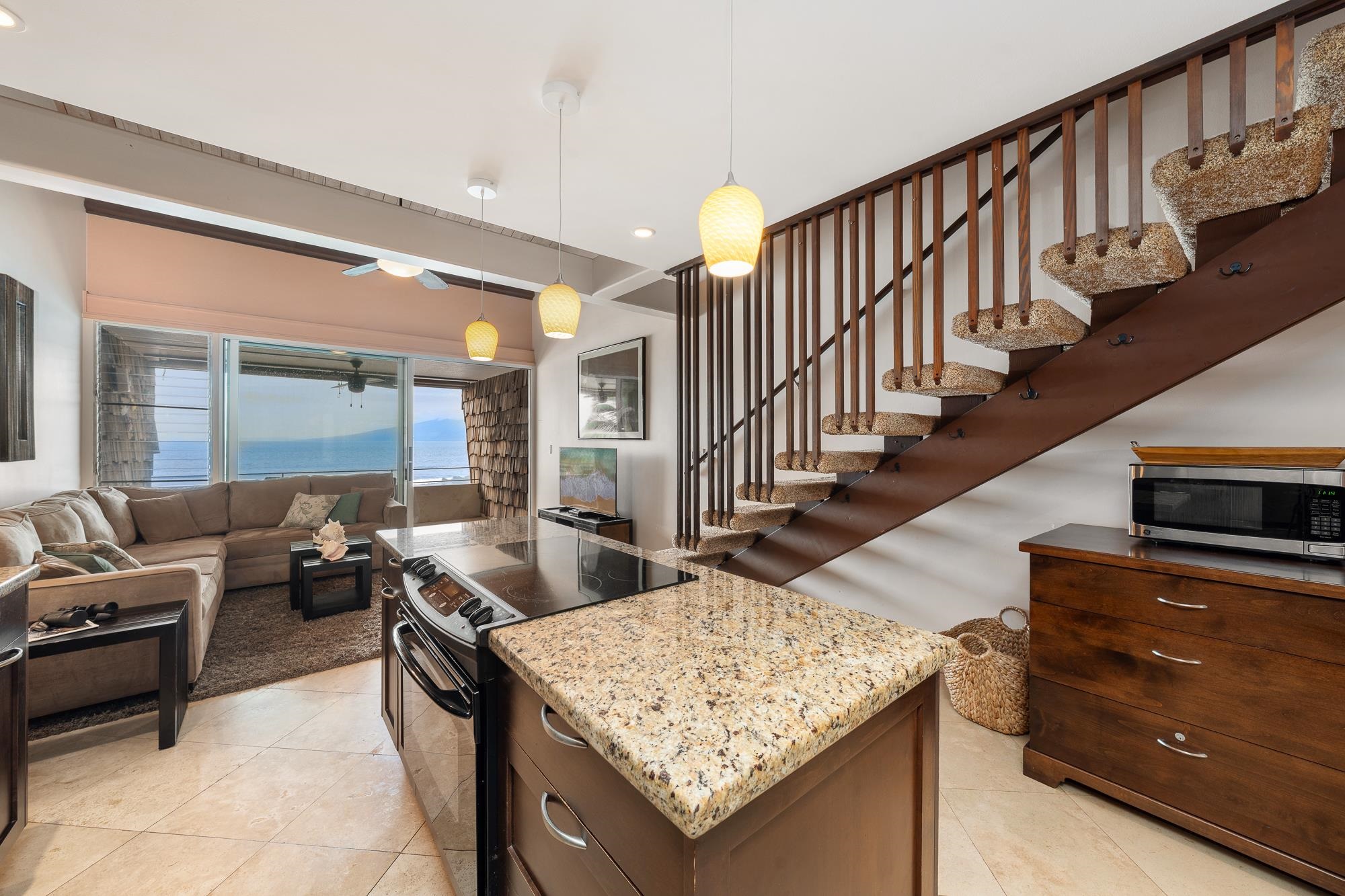 Kulakane condo # 308, Lahaina, Hawaii - photo 5 of 49