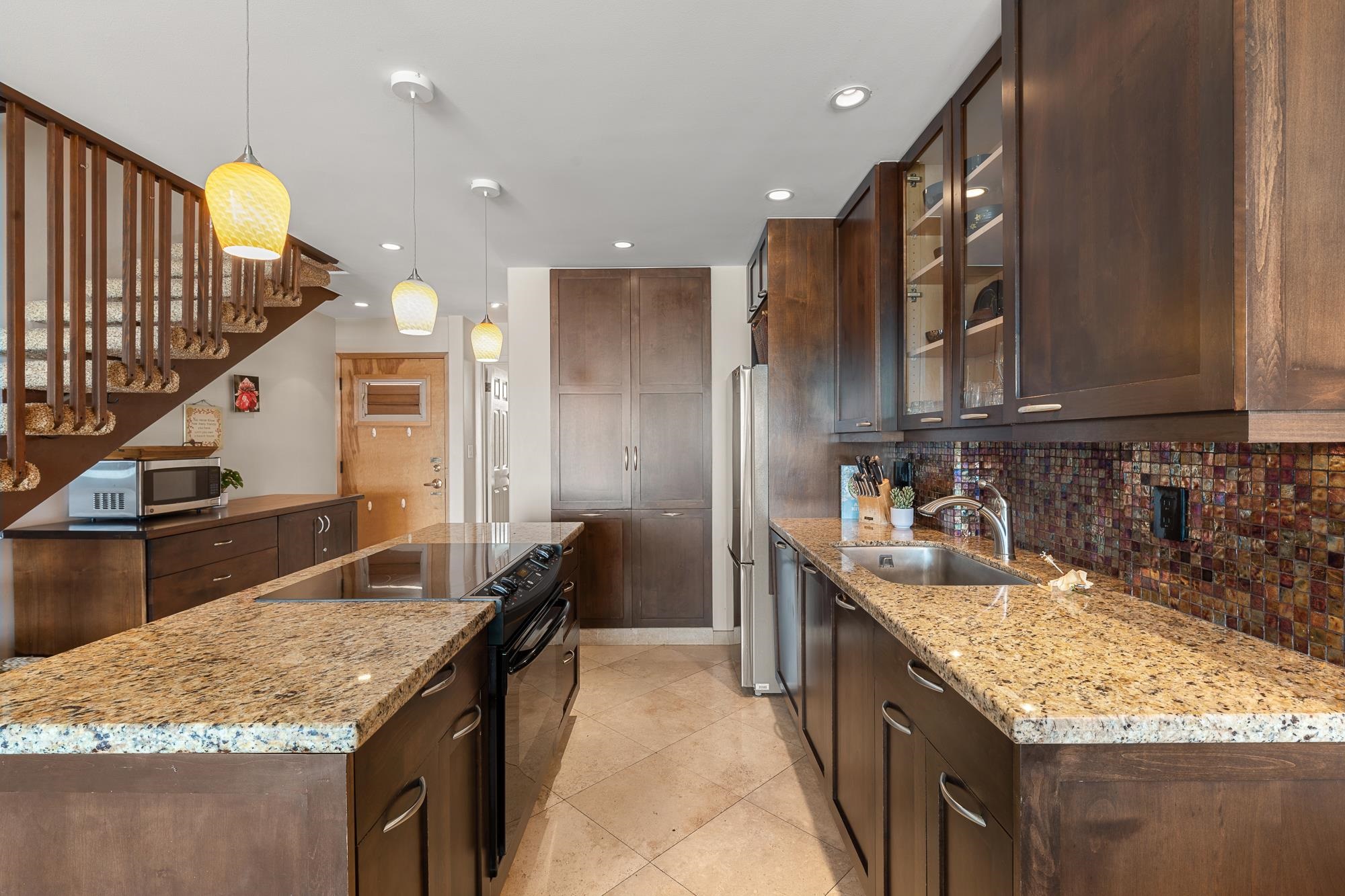 Kulakane condo # 308, Lahaina, Hawaii - photo 7 of 49