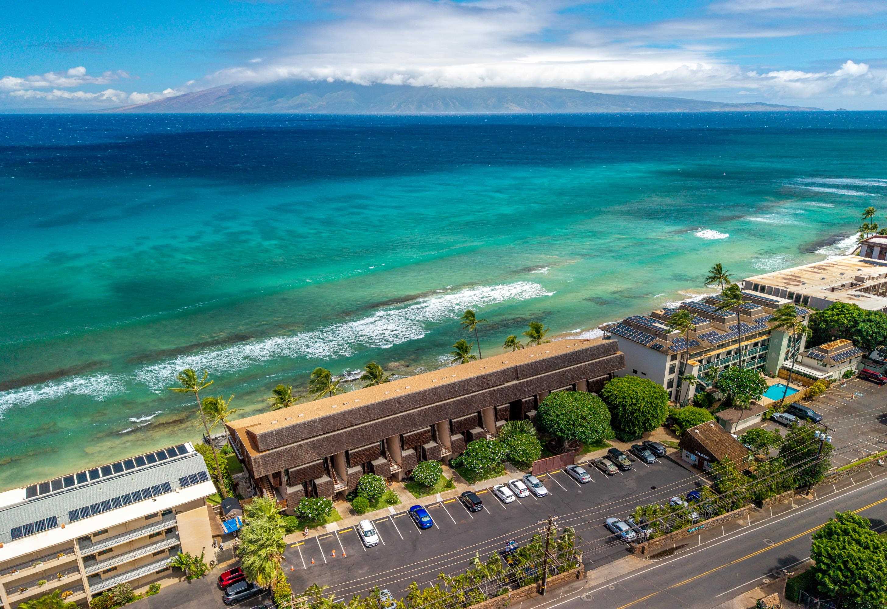 Kulakane condo # 313, Lahaina, Hawaii - photo 2 of 38