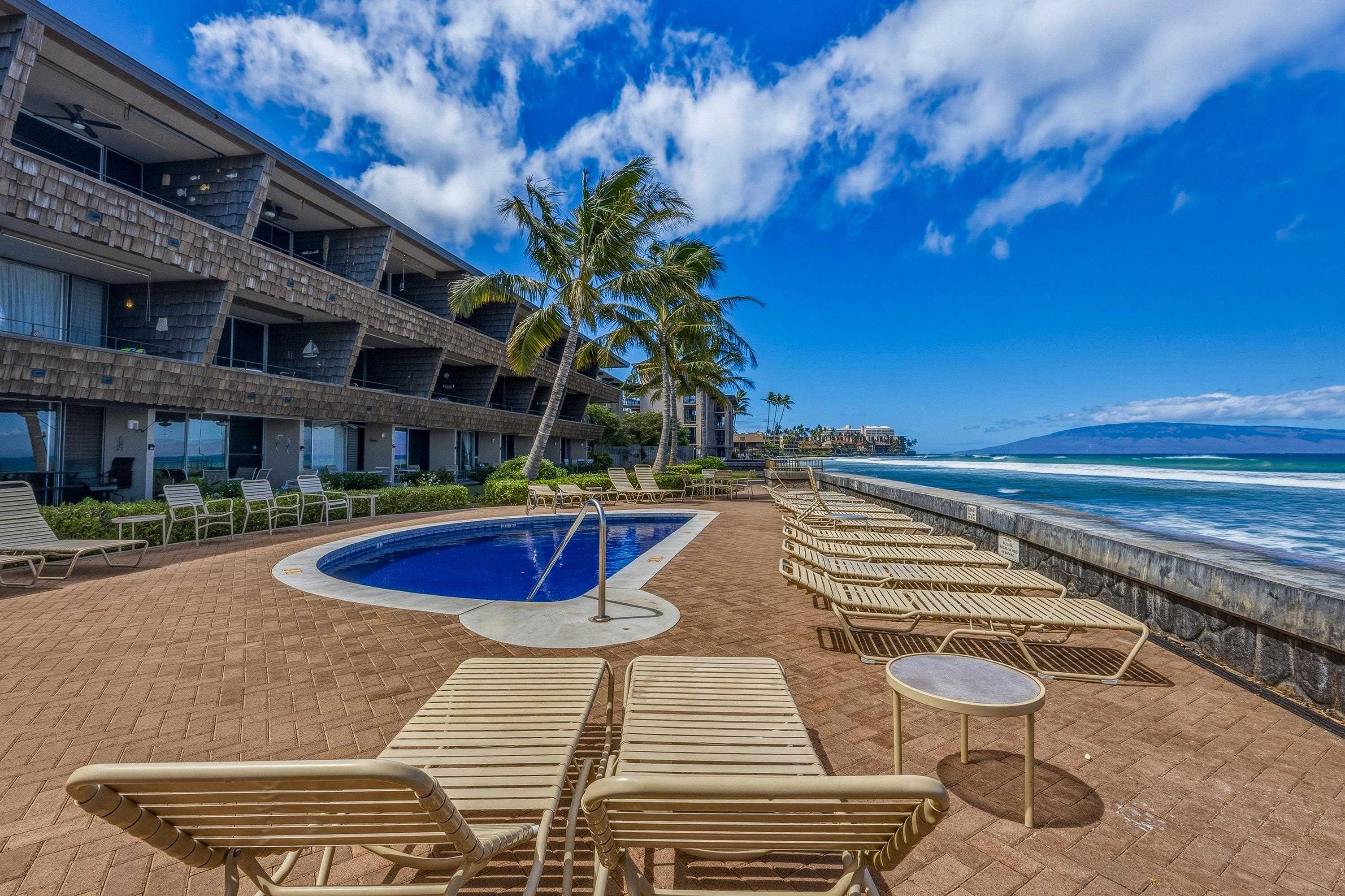 Kulakane condo # 313, Lahaina, Hawaii - photo 25 of 38
