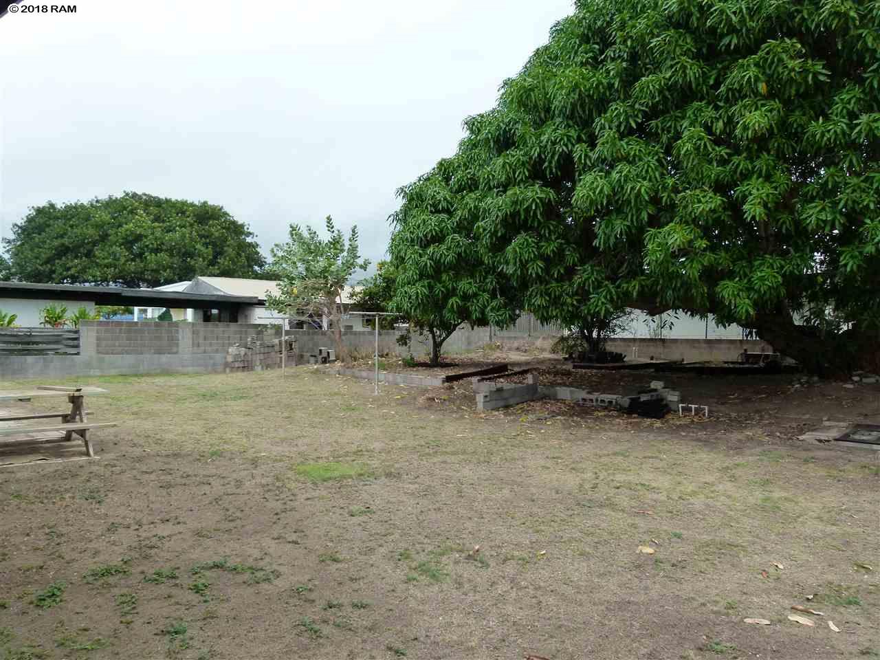 376  Niihau St , Kahului home - photo 14 of 16