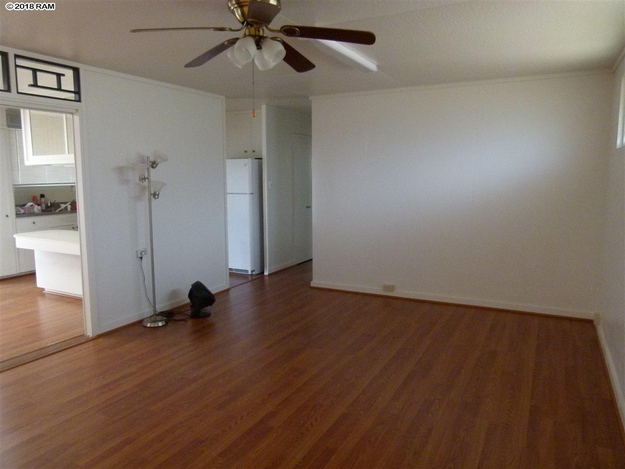 376  Niihau St , Kahului home - photo 5 of 16