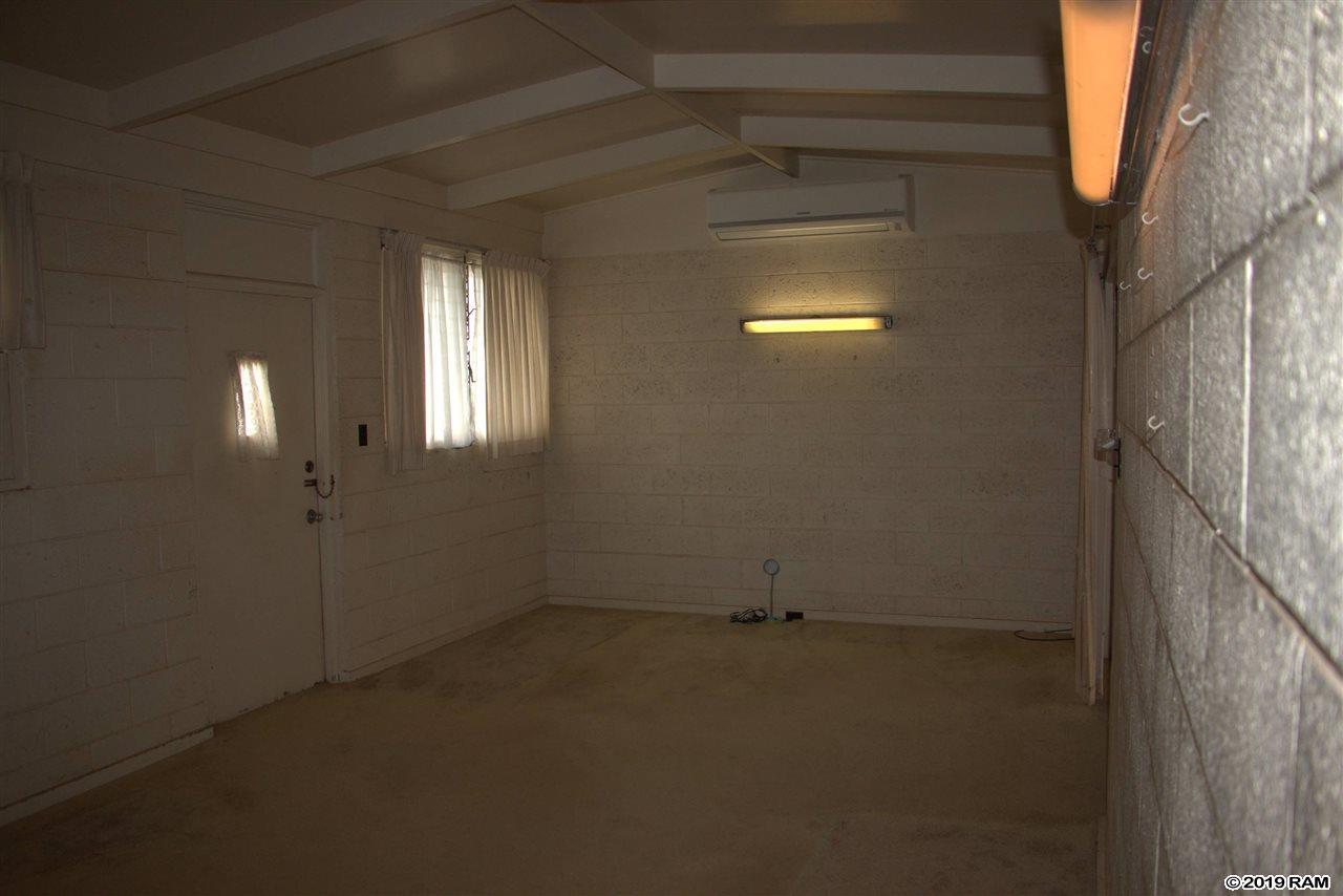 376  Oahu St , Kahului home - photo 5 of 14