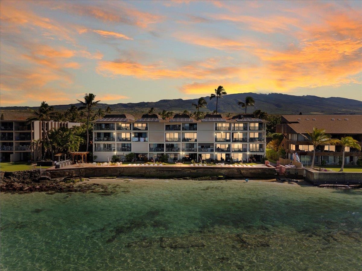 Makani Sands condo # 209, Lahaina, Hawaii - photo 2 of 35