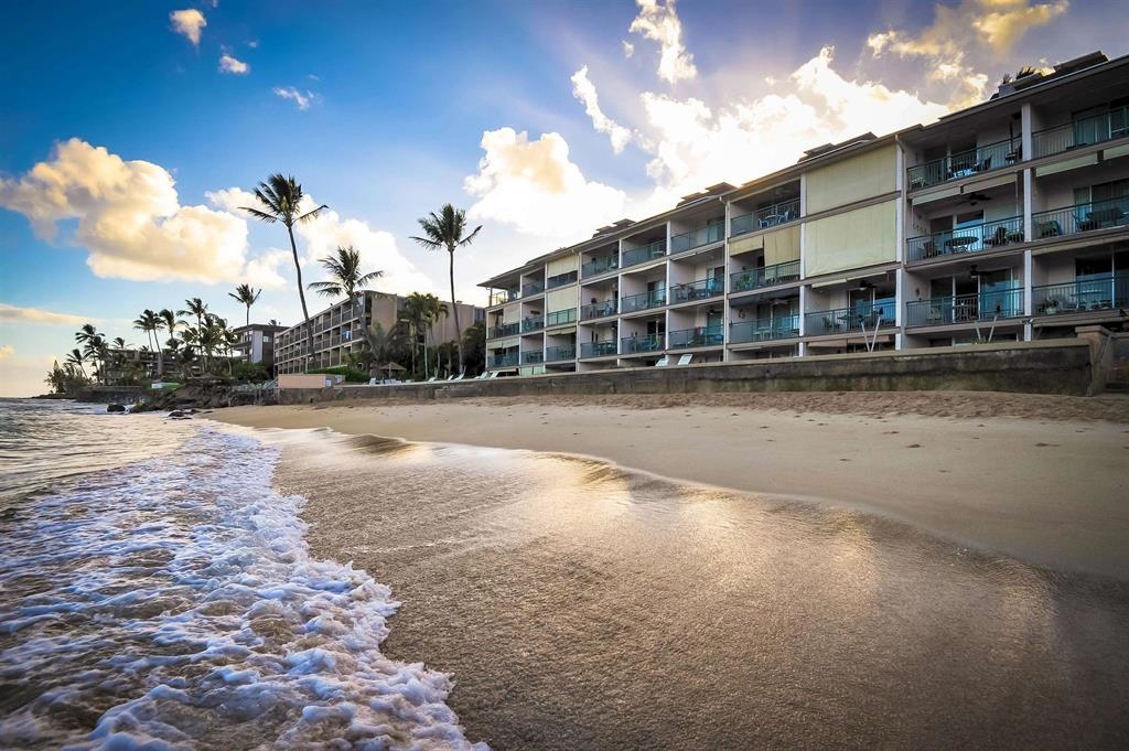 Makani Sands condo # 209, Lahaina, Hawaii - photo 31 of 35