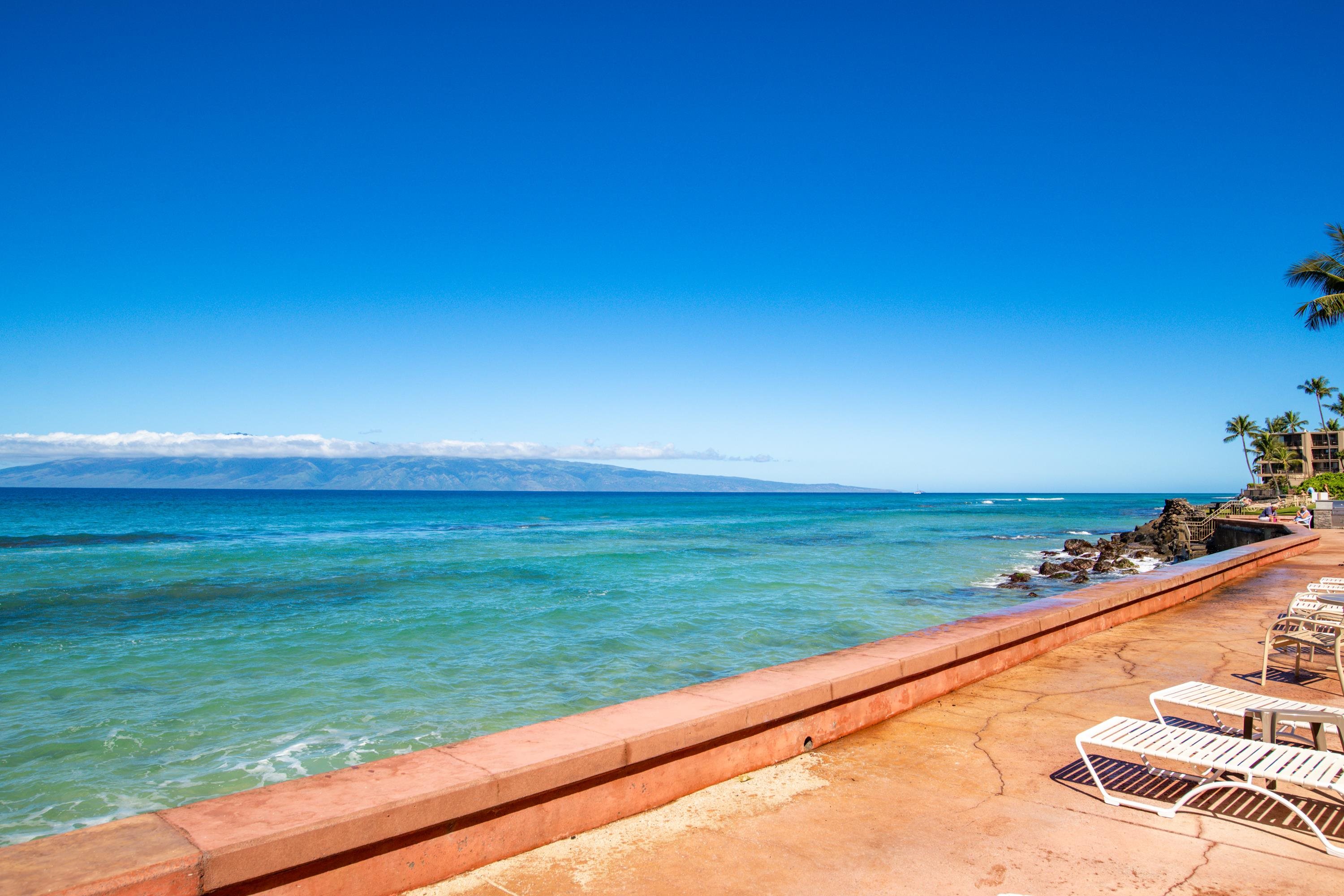 Makani Sands condo # 308, Lahaina, Hawaii - photo 39 of 48