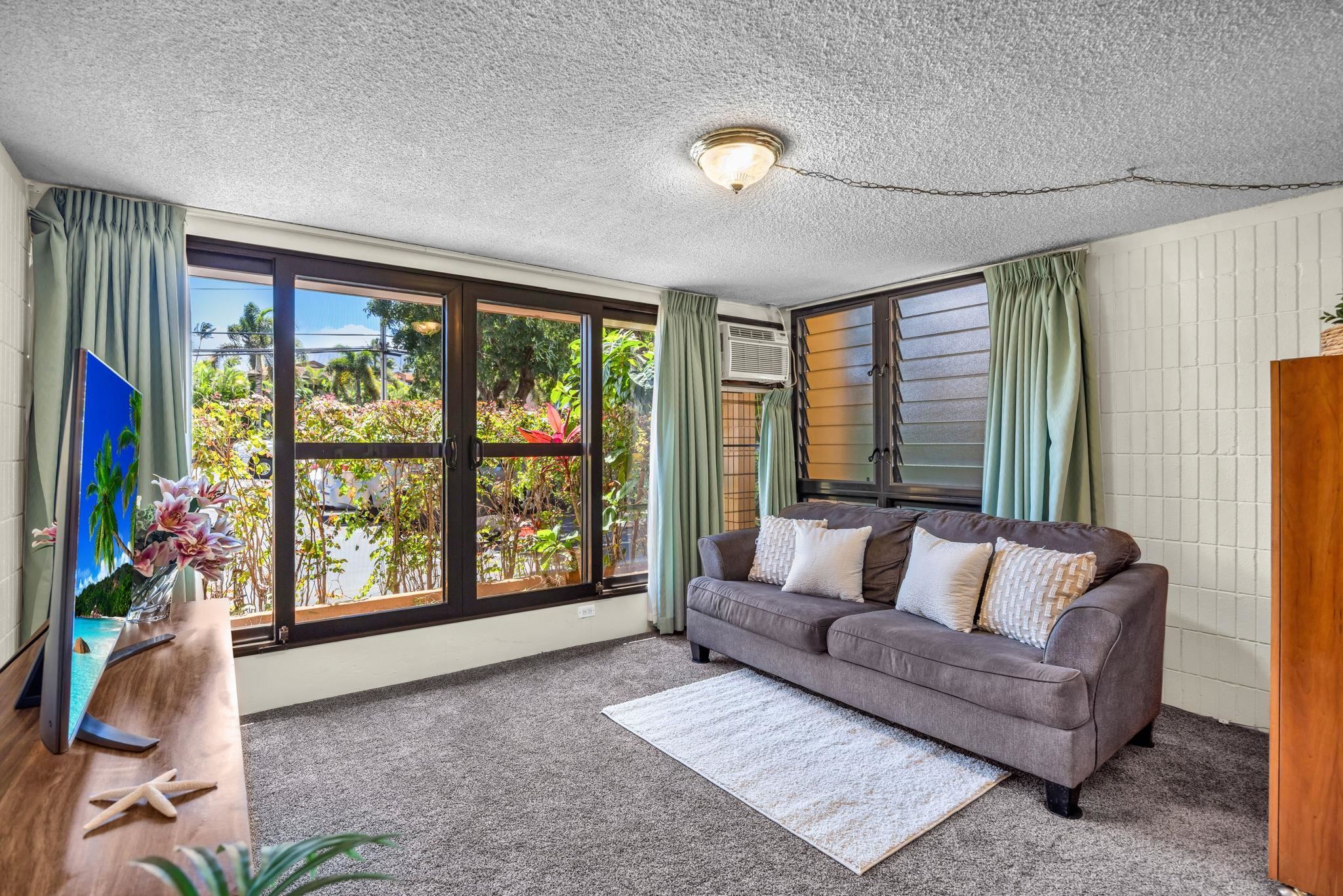 Kaleialoha condo # 103, Lahaina, Hawaii - photo 12 of 39