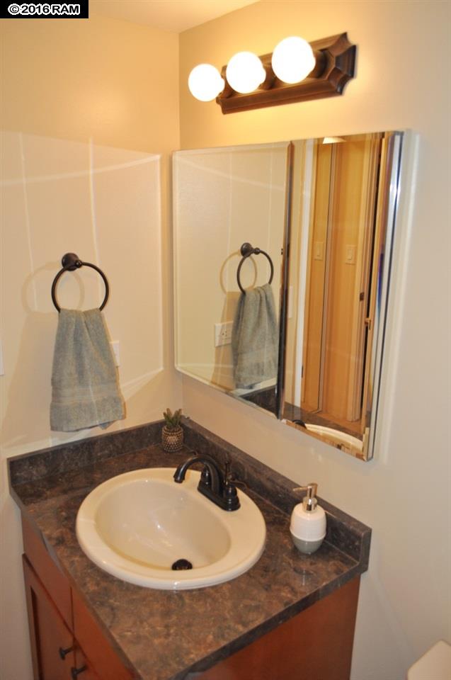 Kaleialoha condo # 202, Lahaina, Hawaii - photo 13 of 25