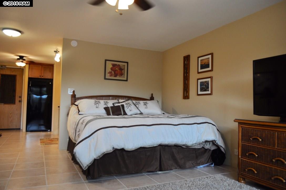 Kaleialoha condo # 202, Lahaina, Hawaii - photo 3 of 25