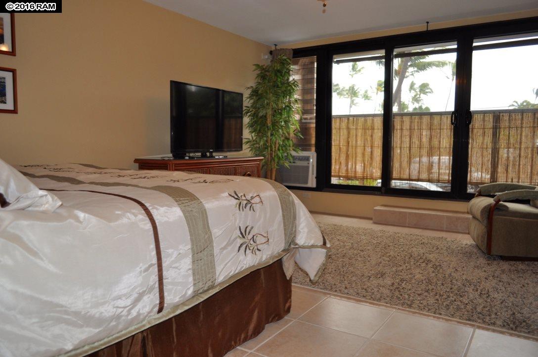 Kaleialoha condo # 202, Lahaina, Hawaii - photo 7 of 25