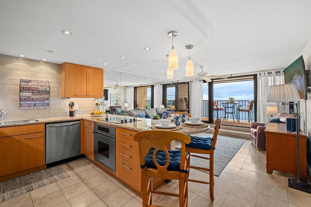 Kaleialoha condo # 208, Lahaina, Hawaii - photo 15 of 50