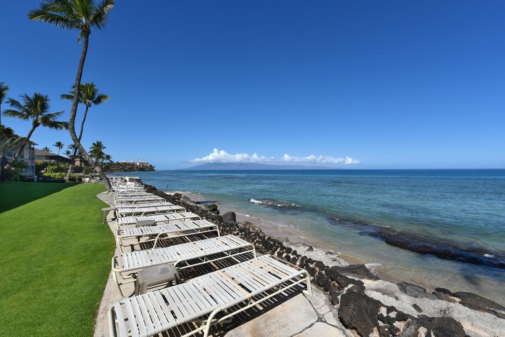 Kaleialoha condo # 401, Lahaina, Hawaii - photo 14 of 17