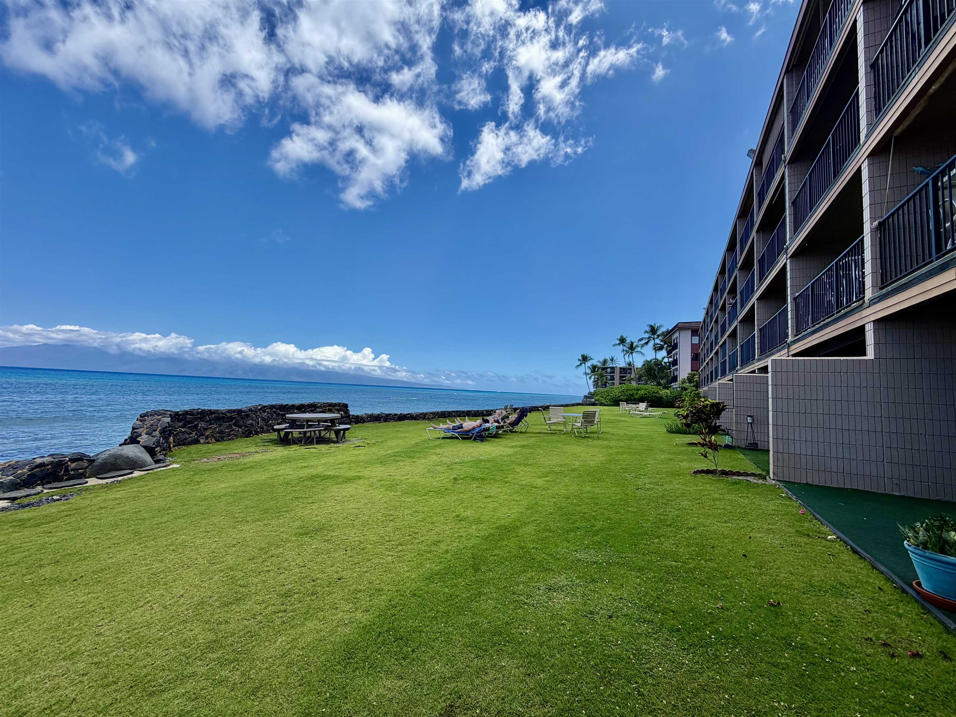 Kaleialoha condo # 401, Lahaina, Hawaii - photo 20 of 30