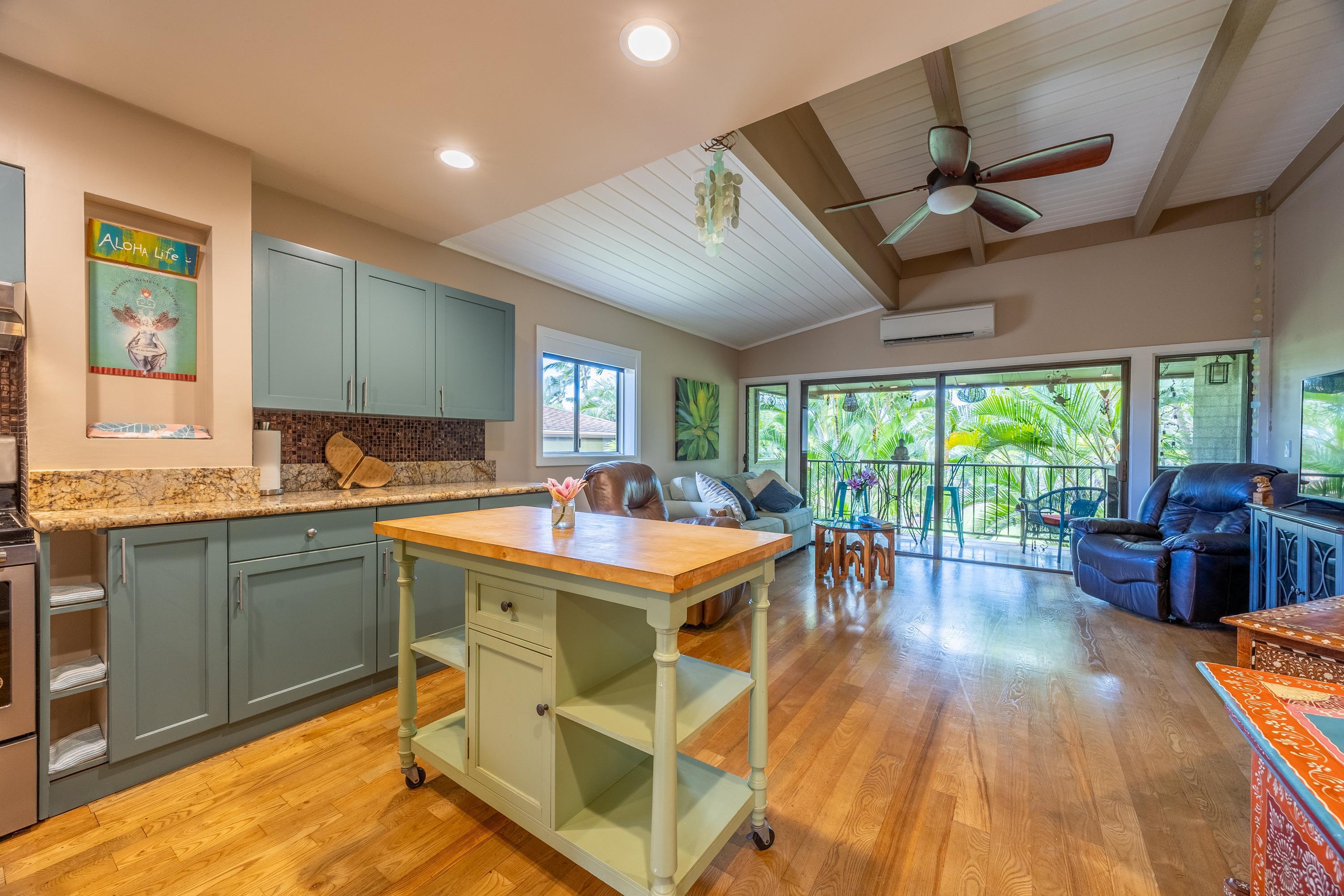 Hale Royale condo # B101, Lahaina, Hawaii - photo 17 of 50