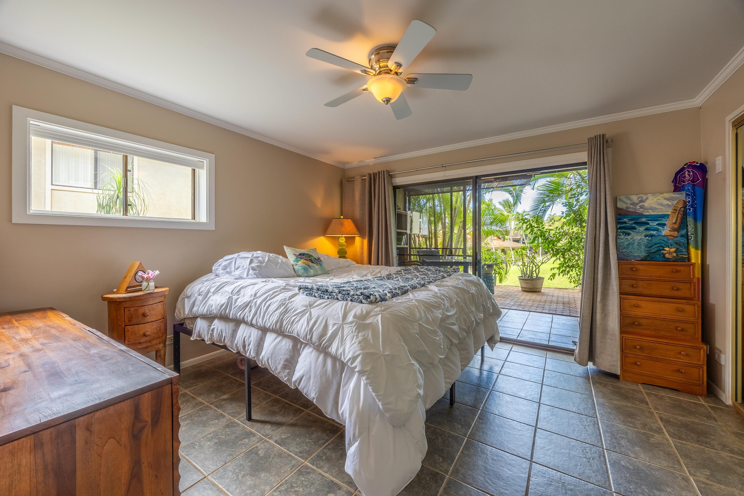 Hale Royale condo # B101, Lahaina, Hawaii - photo 27 of 50