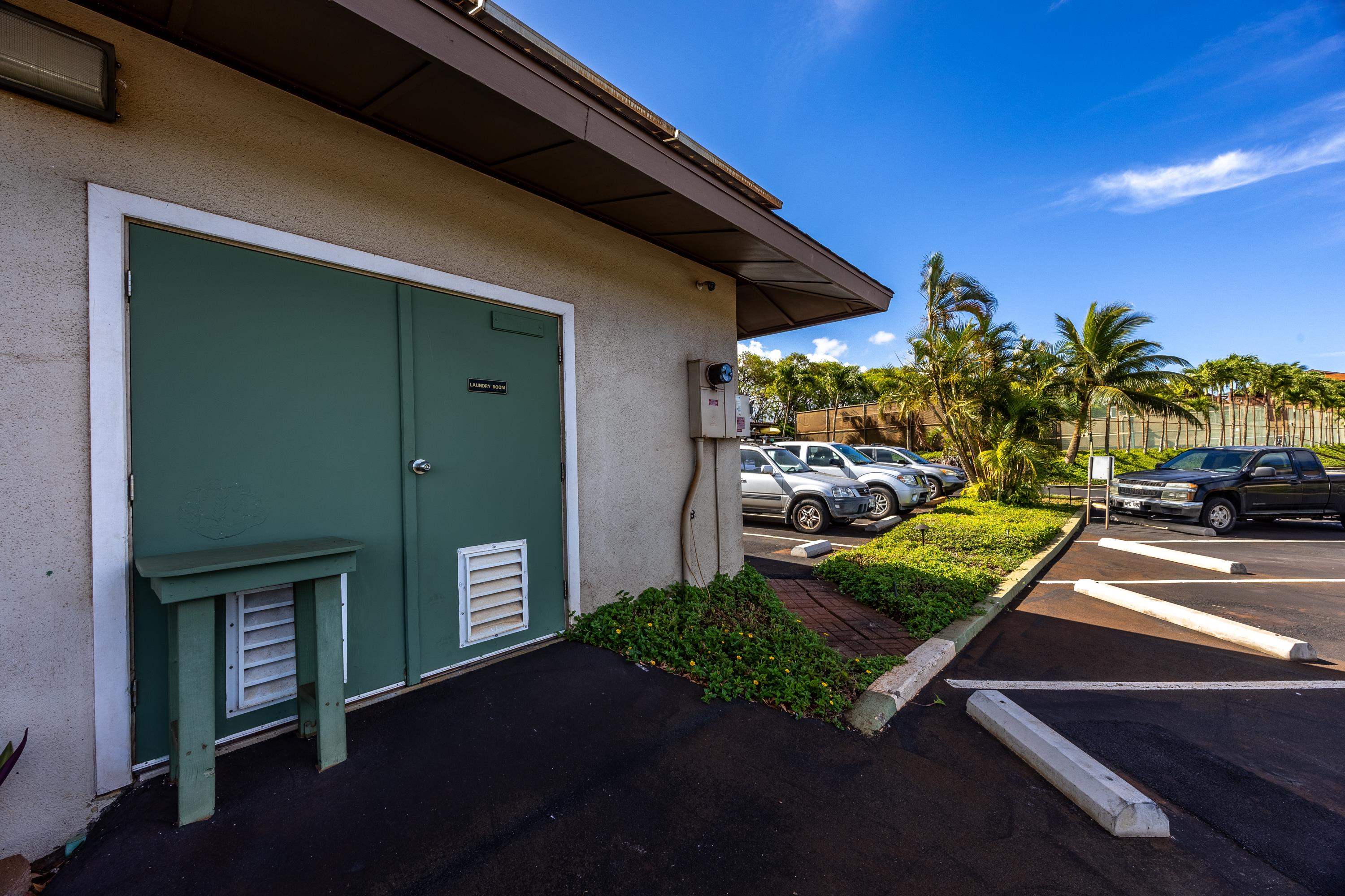 Hale Royale condo # B101, Lahaina, Hawaii - photo 38 of 50