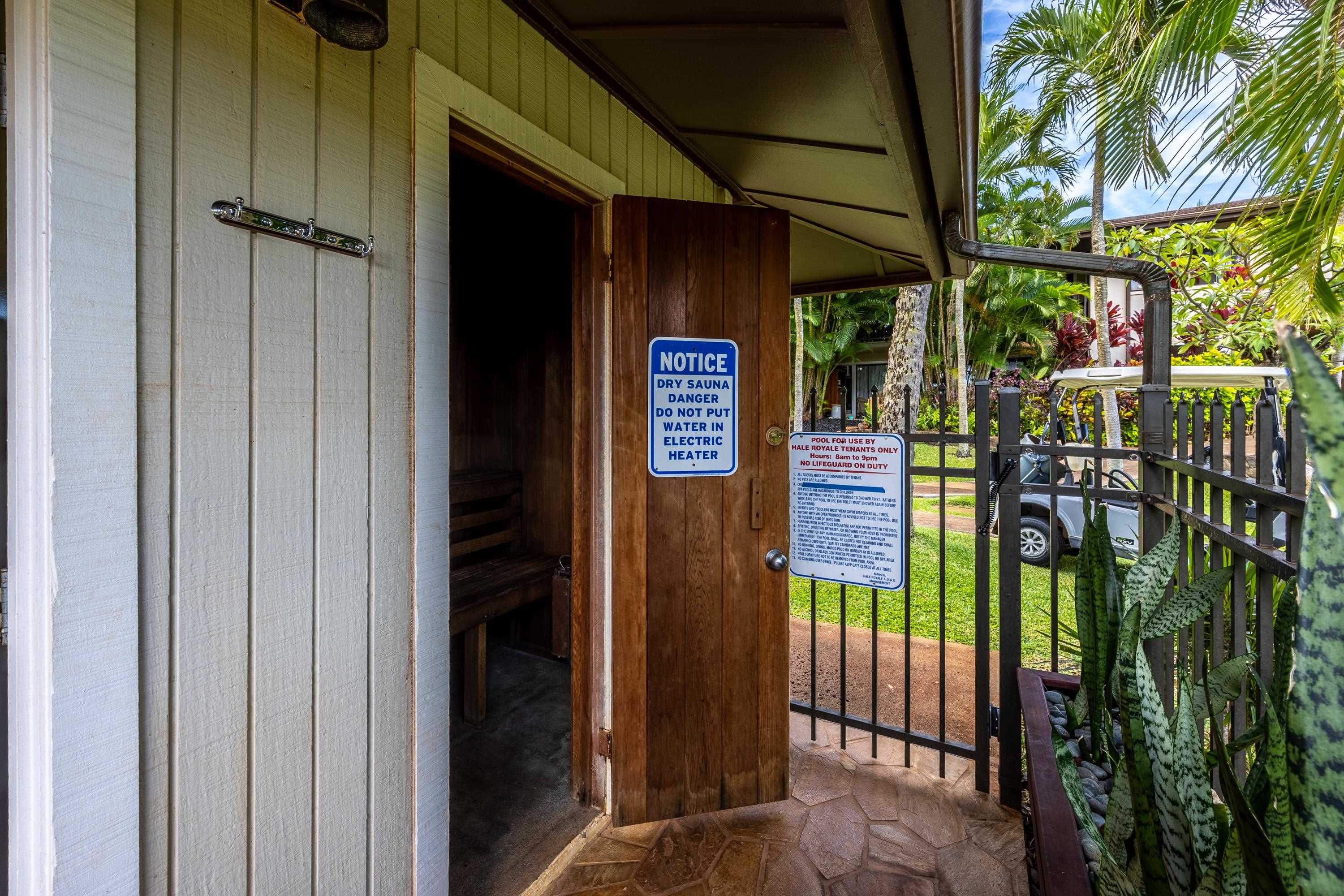 Hale Royale condo # B101, Lahaina, Hawaii - photo 41 of 50