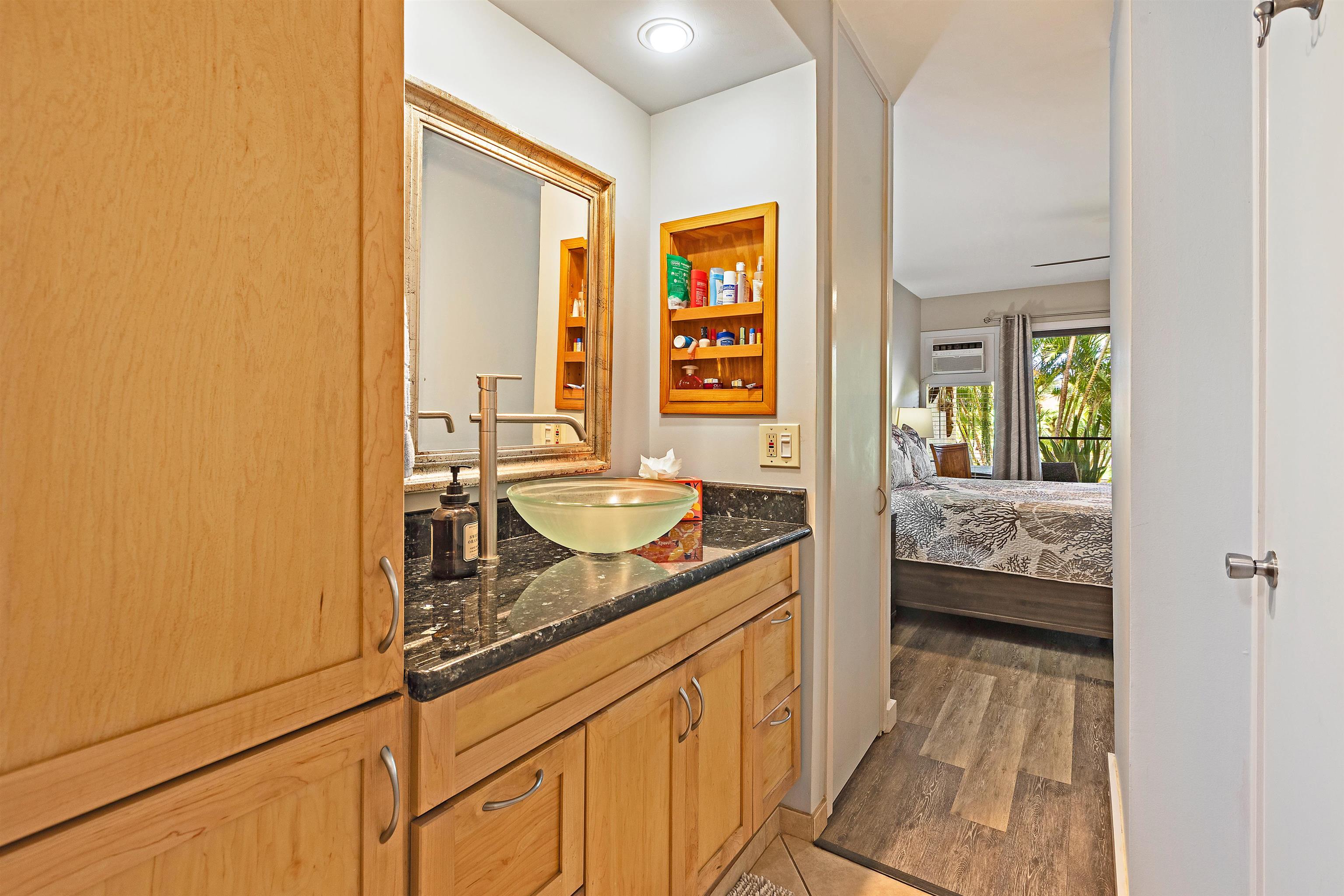 Hale Royale condo # A110, Lahaina, Hawaii - photo 22 of 35