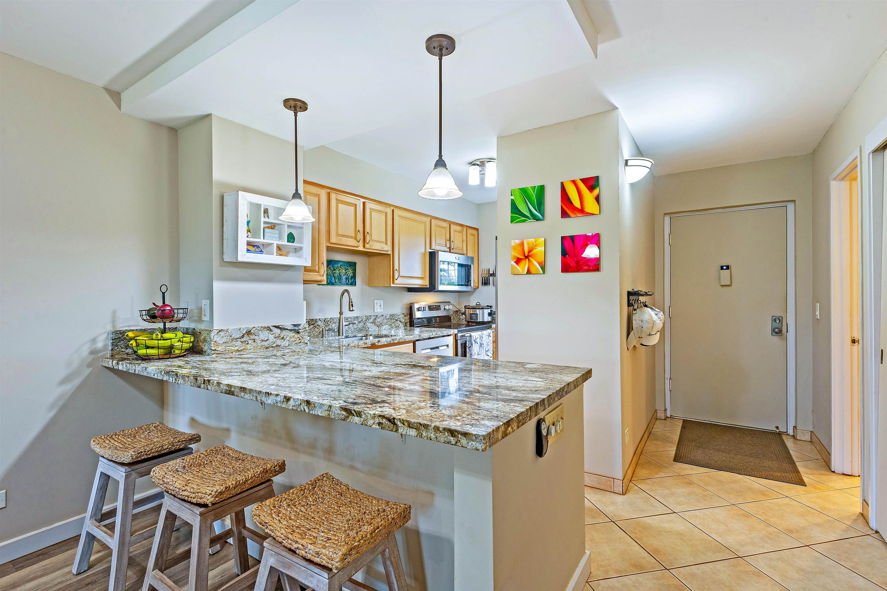 Hale Royale condo # A110, Lahaina, Hawaii - photo 5 of 35