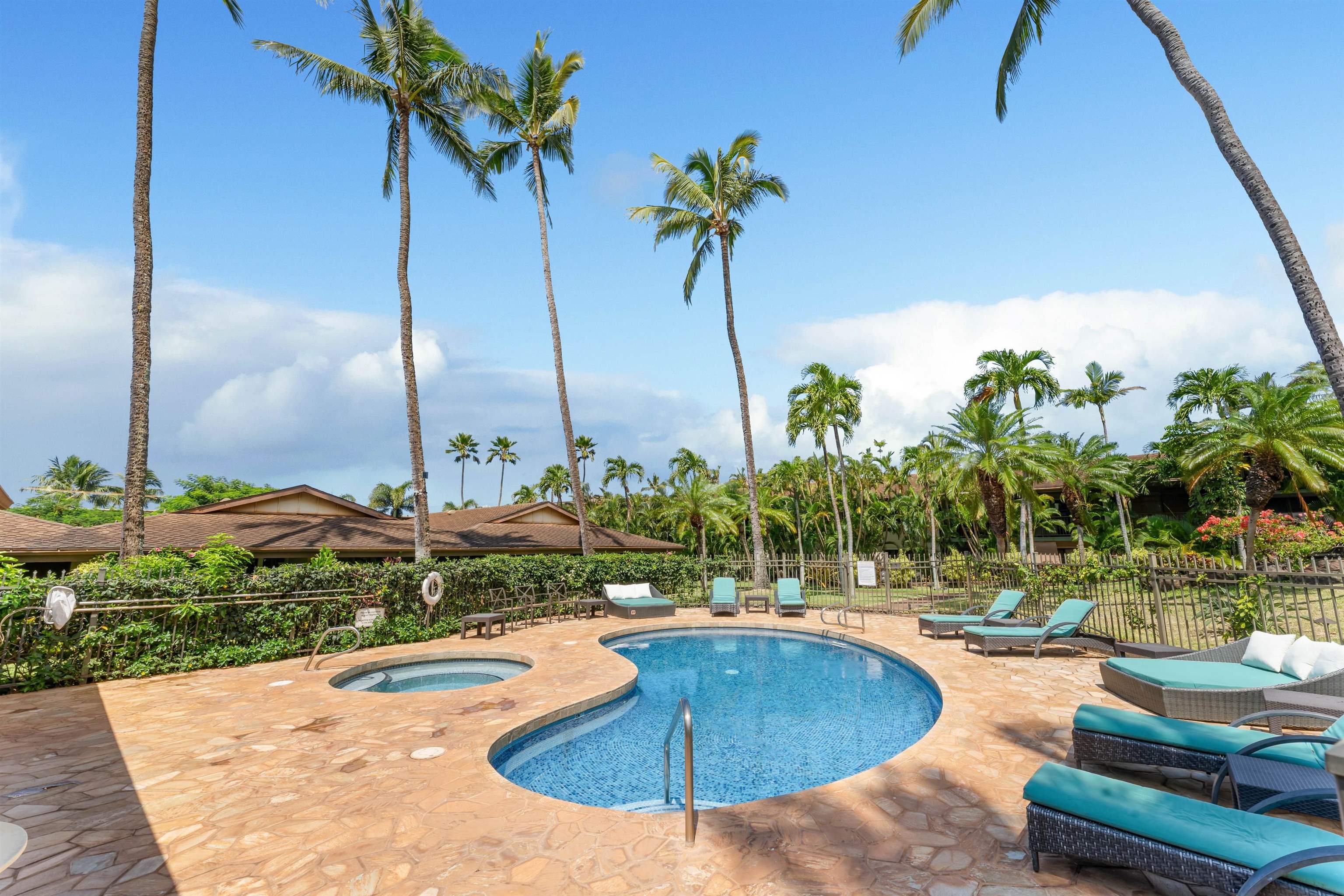 Hale Royale condo # A111, Lahaina, Hawaii - photo 27 of 41