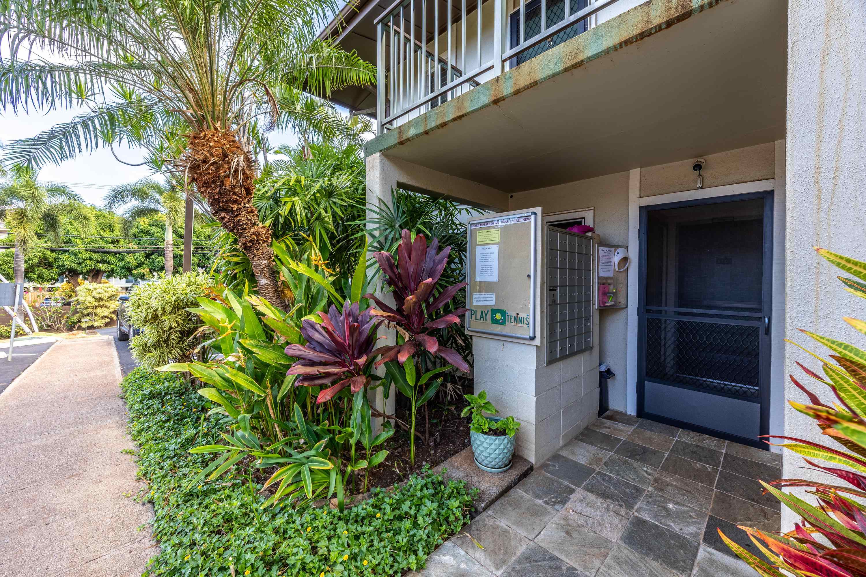 Hale Royale condo # A-205, Lahaina, Hawaii - photo 34 of 46
