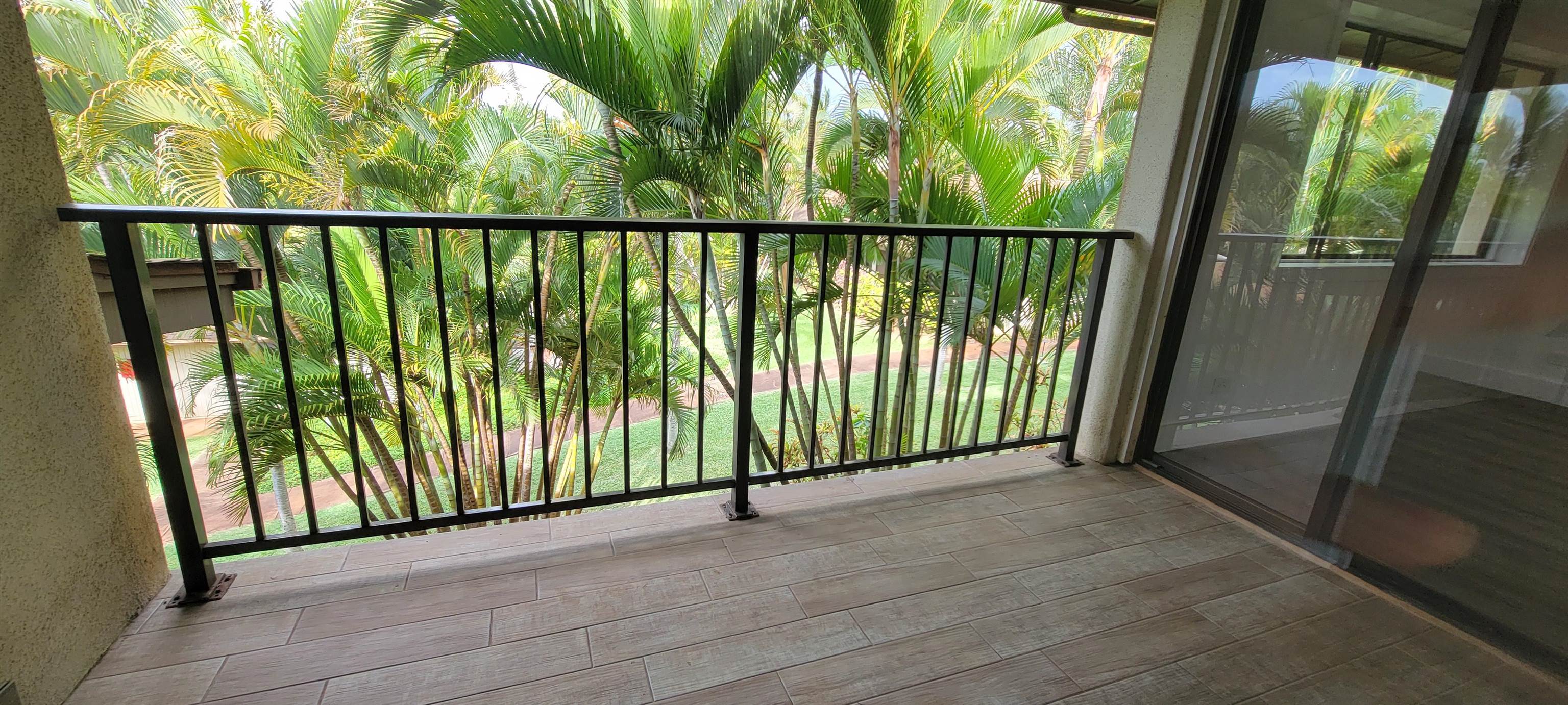 Hale Royale condo # A210, Lahaina, Hawaii - photo 19 of 39