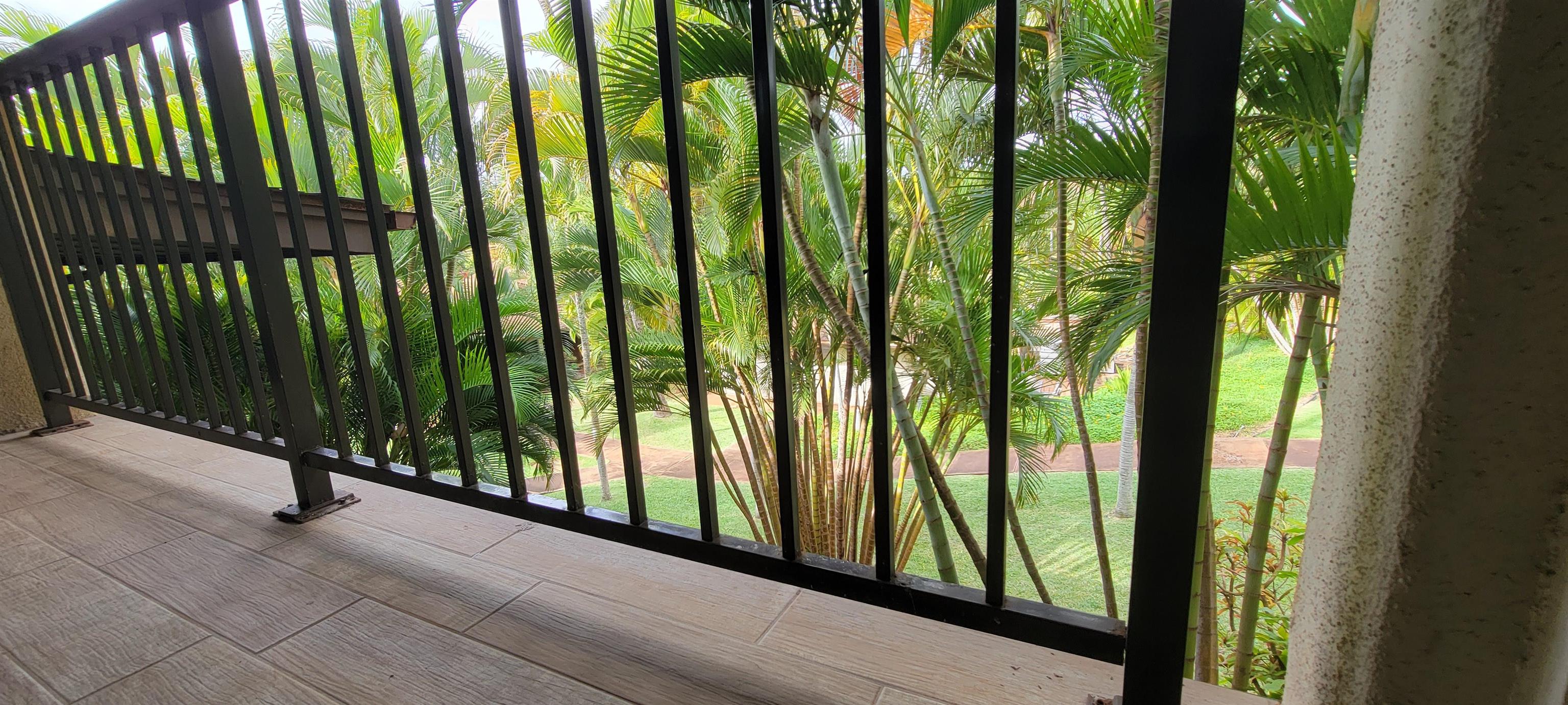 Hale Royale condo # A210, Lahaina, Hawaii - photo 21 of 39