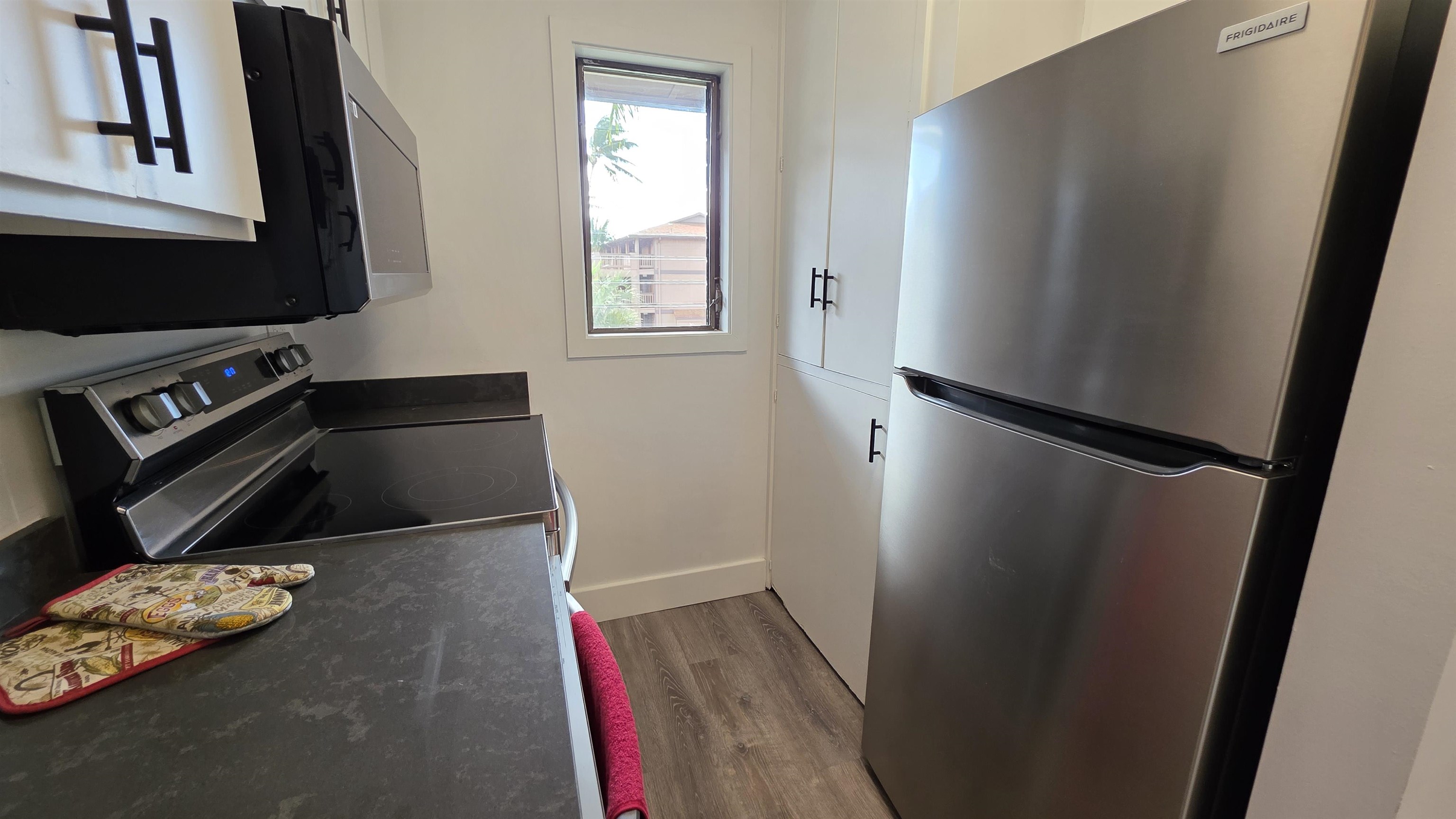 Hale Royale condo # A210, Lahaina, Hawaii - photo 8 of 21