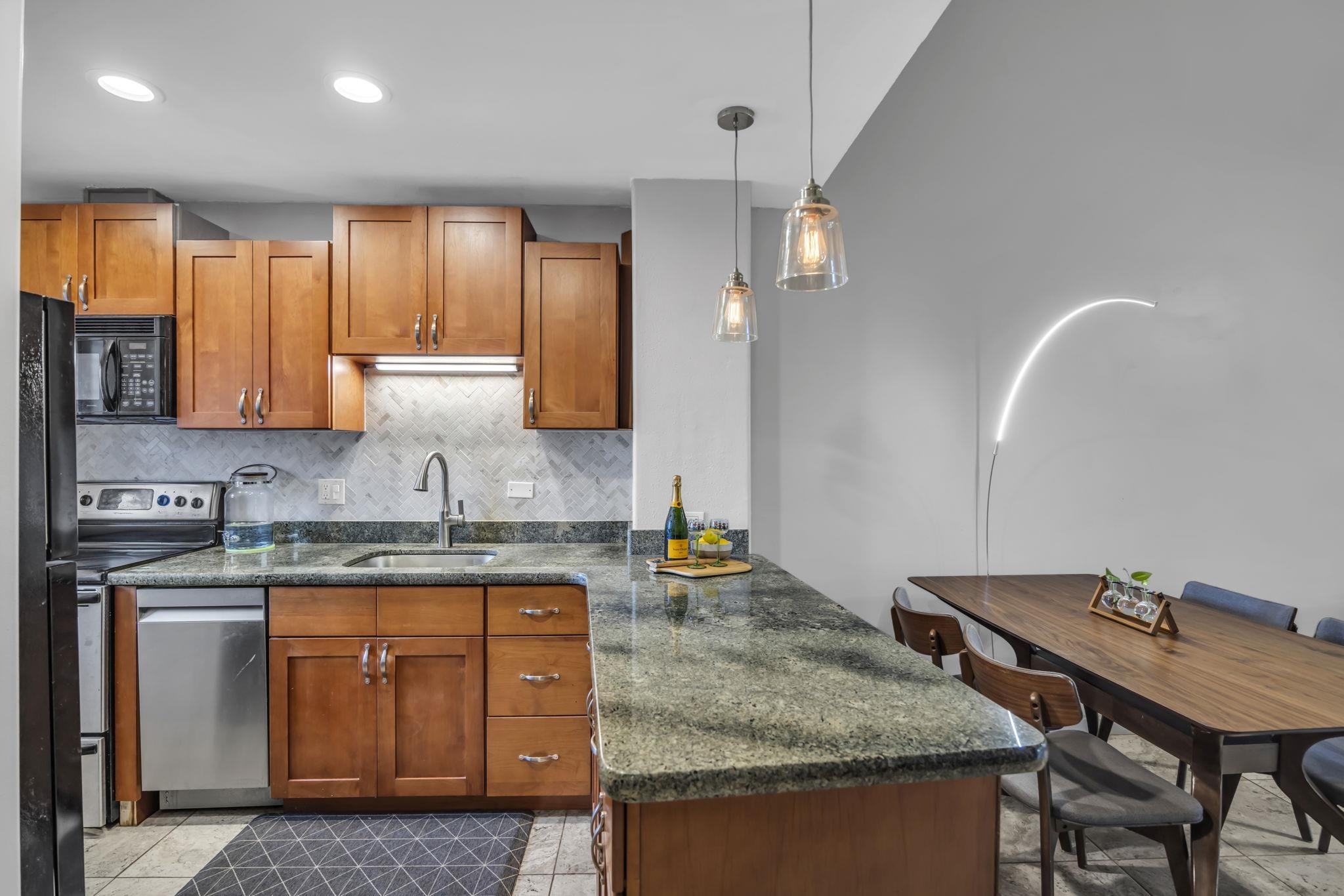 Hale Royale condo # A211, Lahaina, Hawaii - photo 2 of 39