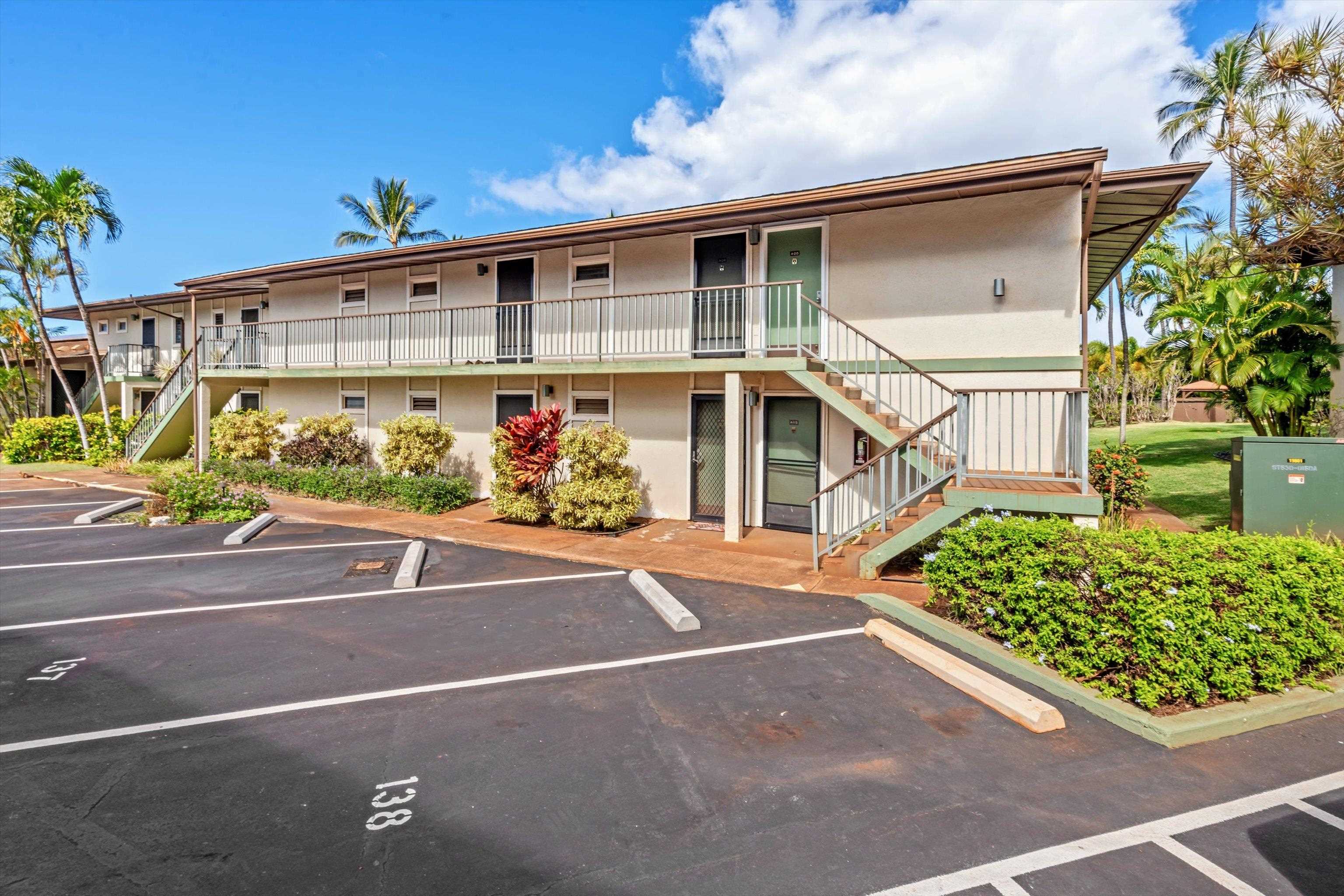 Hale Royale condo # A215, Lahaina, Hawaii - photo 22 of 30