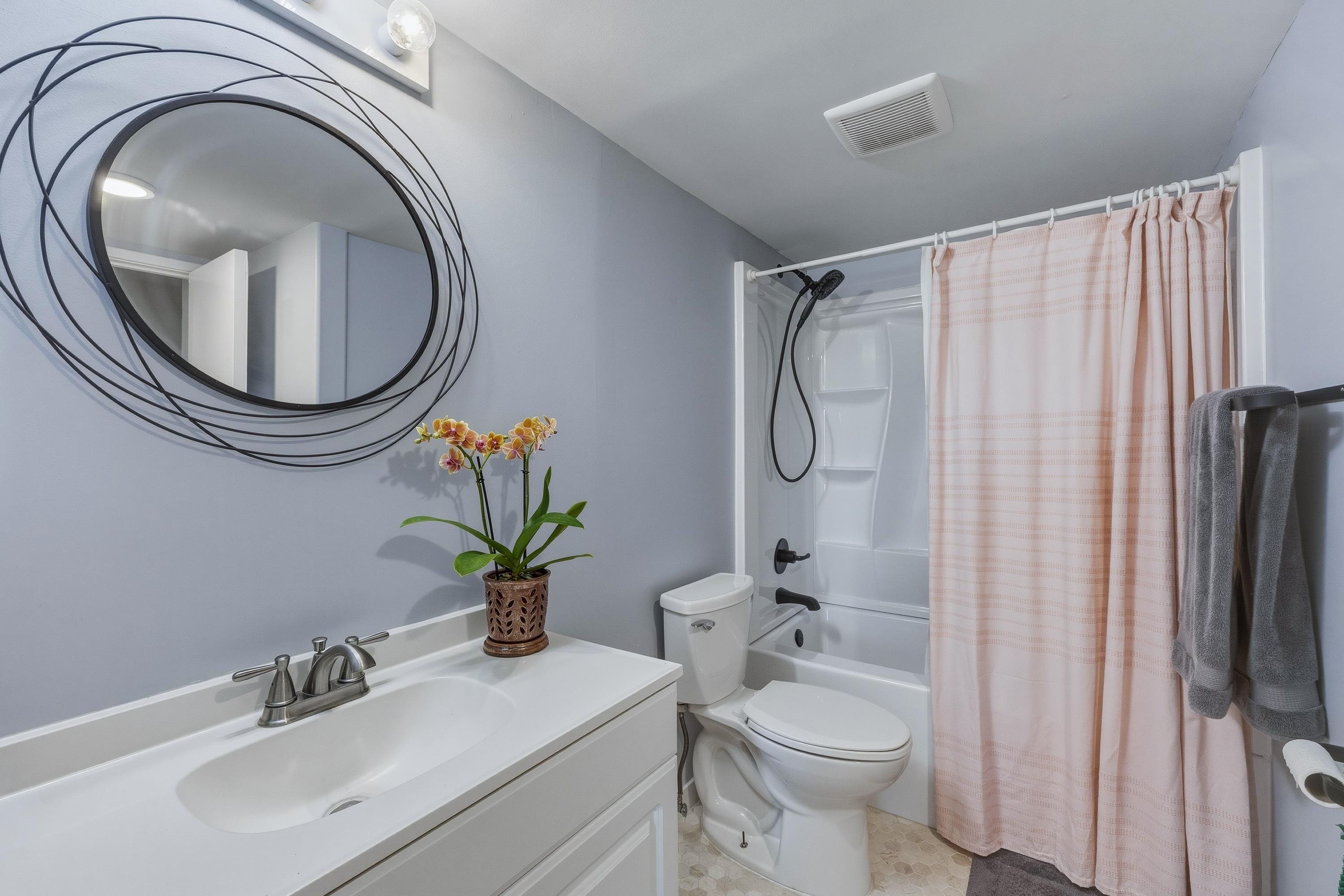 Hale Royale condo # B104, Lahaina, Hawaii - photo 27 of 50