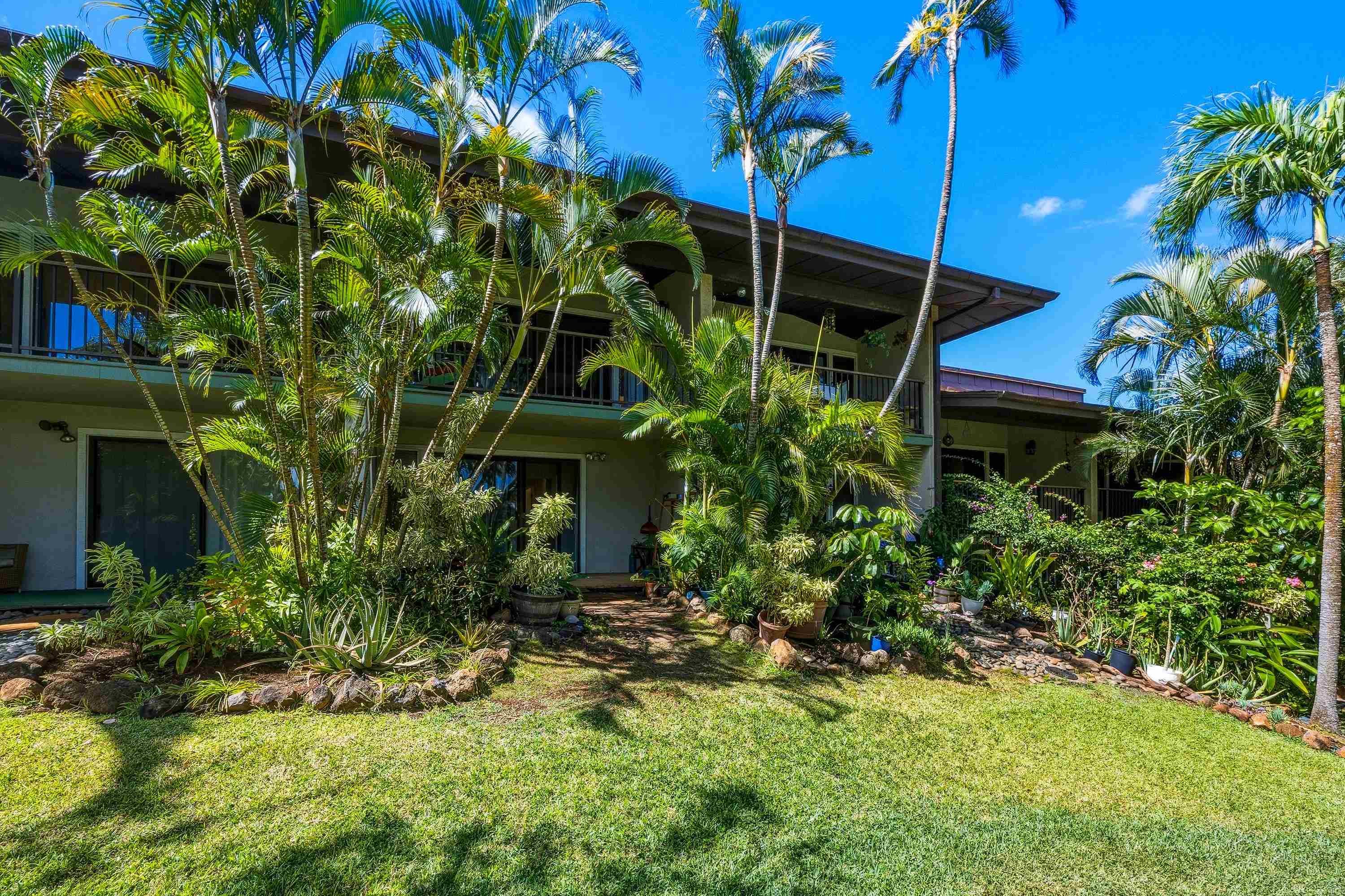 Hale Royale condo # B104, Lahaina, Hawaii - photo 38 of 50