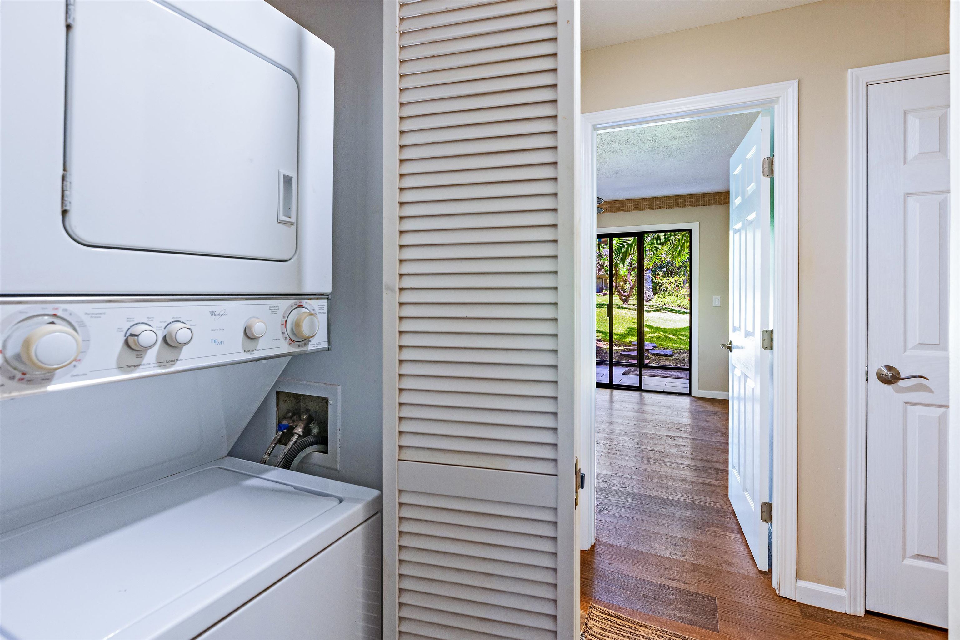 Hale Royale condo # D101, Lahaina, Hawaii - photo 21 of 40