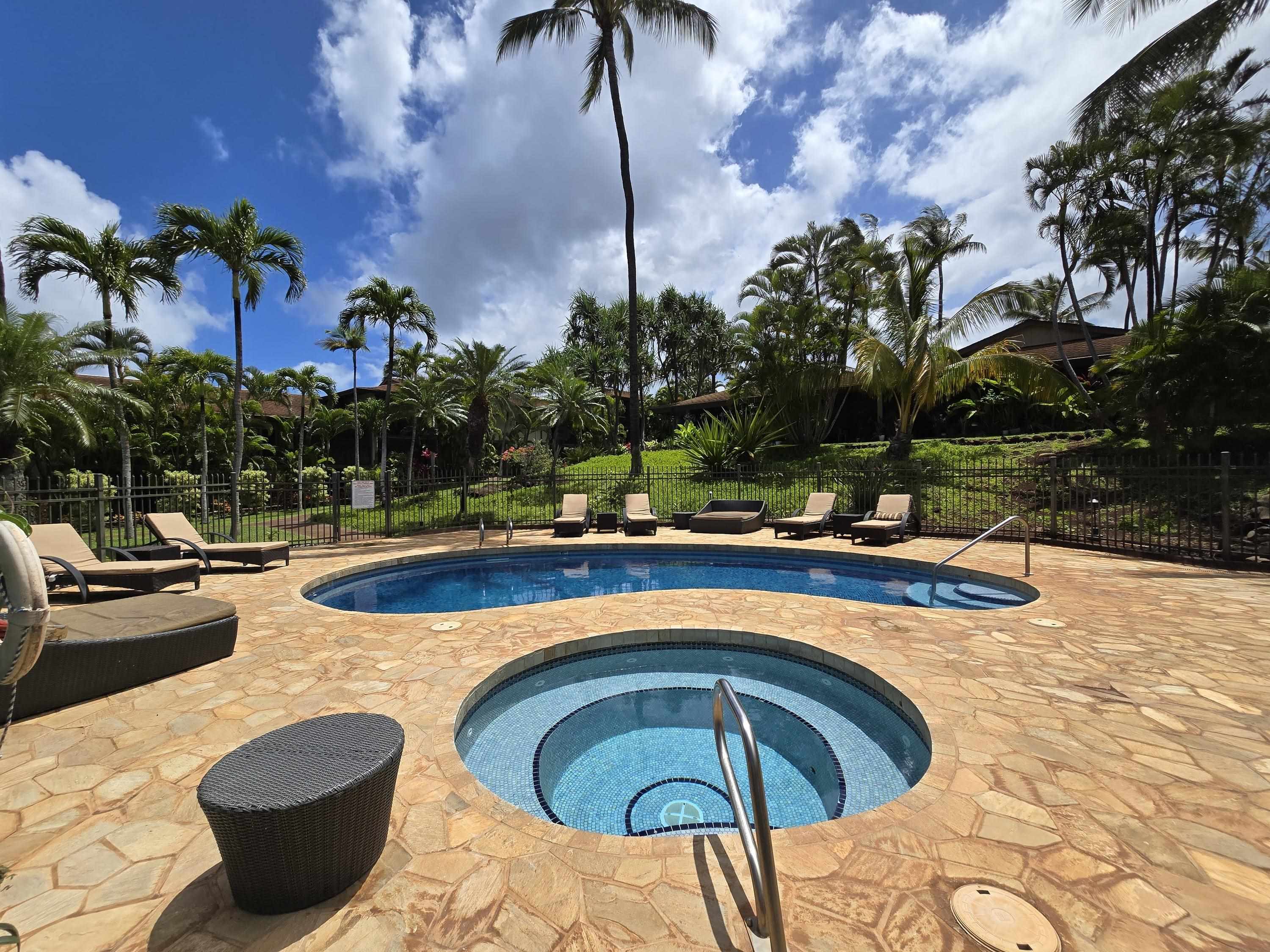 Hale Royale condo # E104, Lahaina, Hawaii - photo 21 of 27