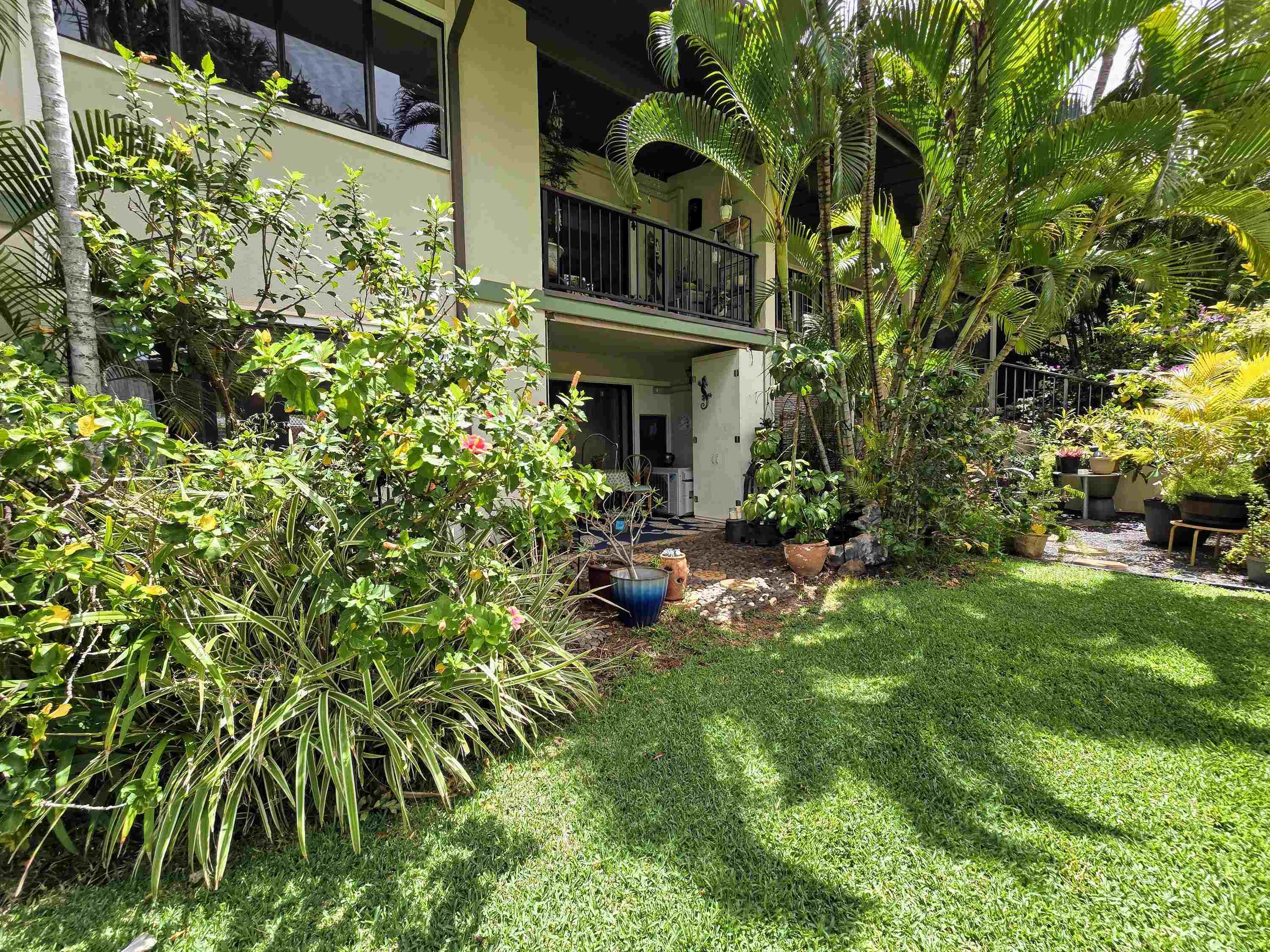 Hale Royale condo # E104, Lahaina, Hawaii - photo 26 of 27