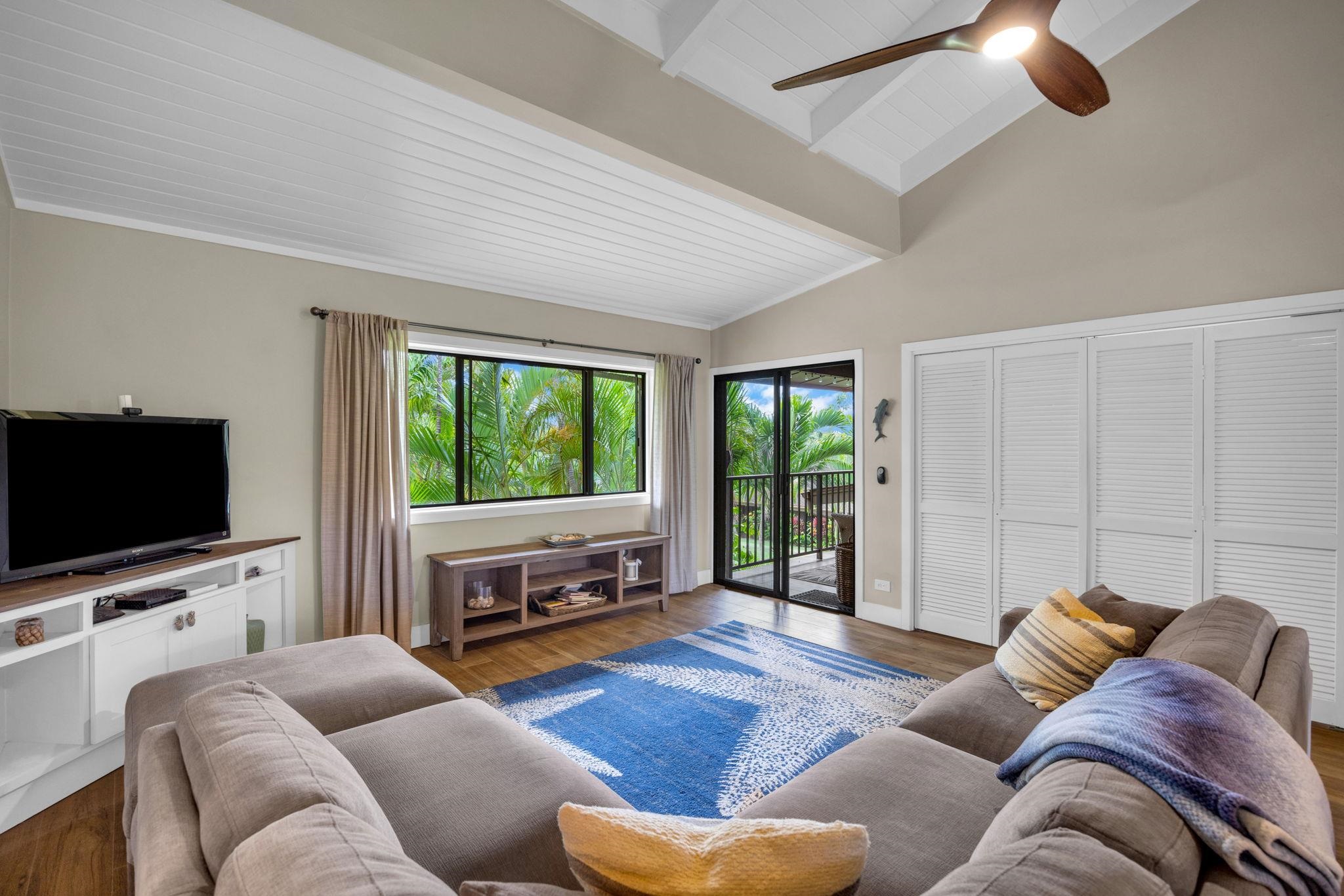 Hale Royale condo # E205, Lahaina, Hawaii - photo 12 of 28
