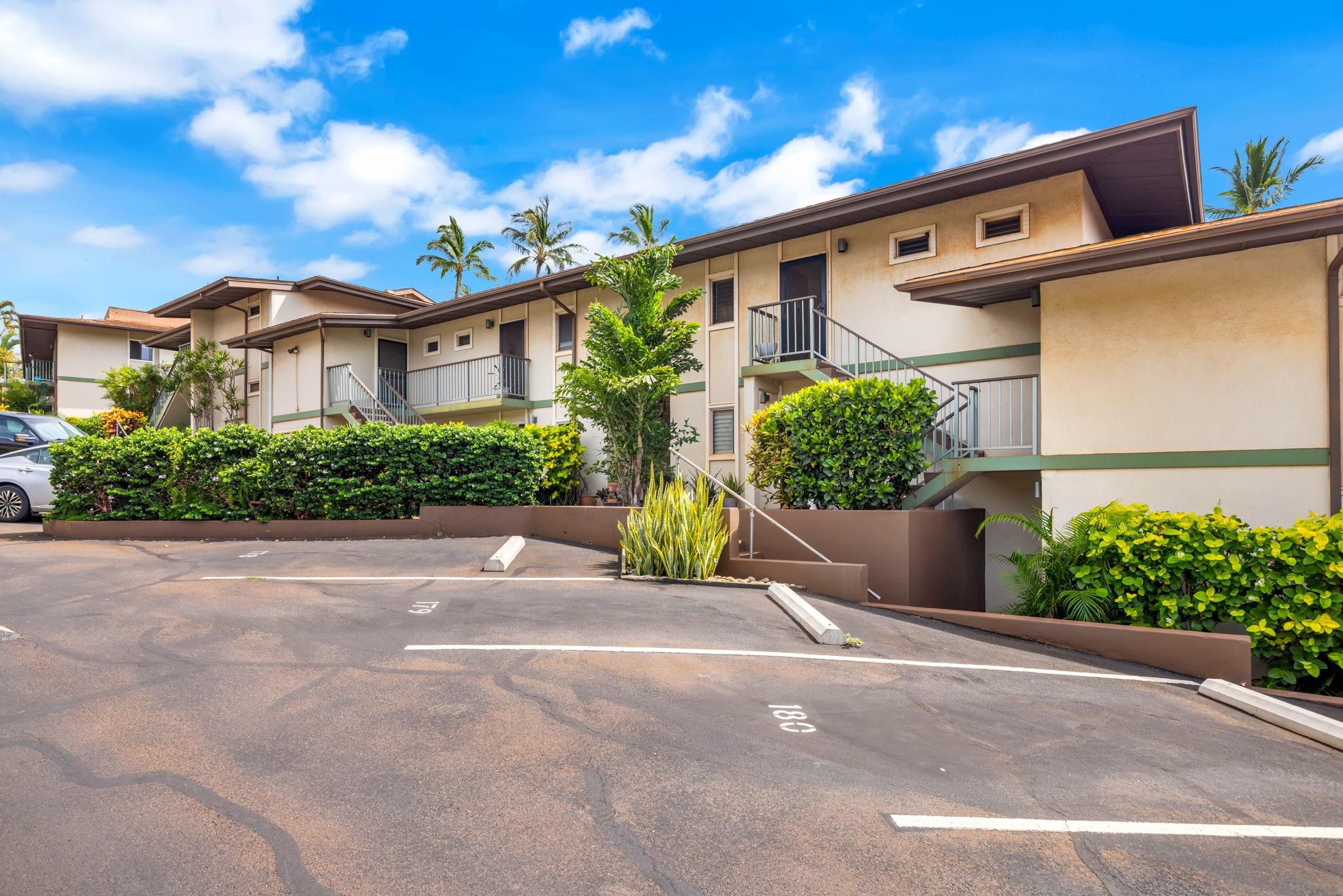 Hale Royale condo # E205, Lahaina, Hawaii - photo 19 of 28
